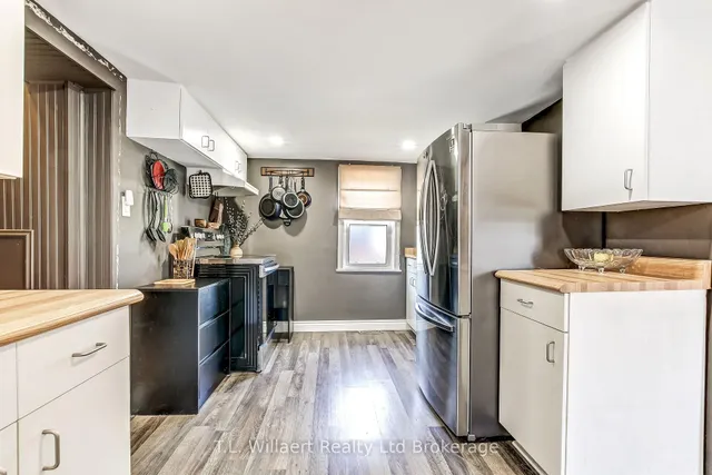 17 Potters Rd, Tillsonburg 3