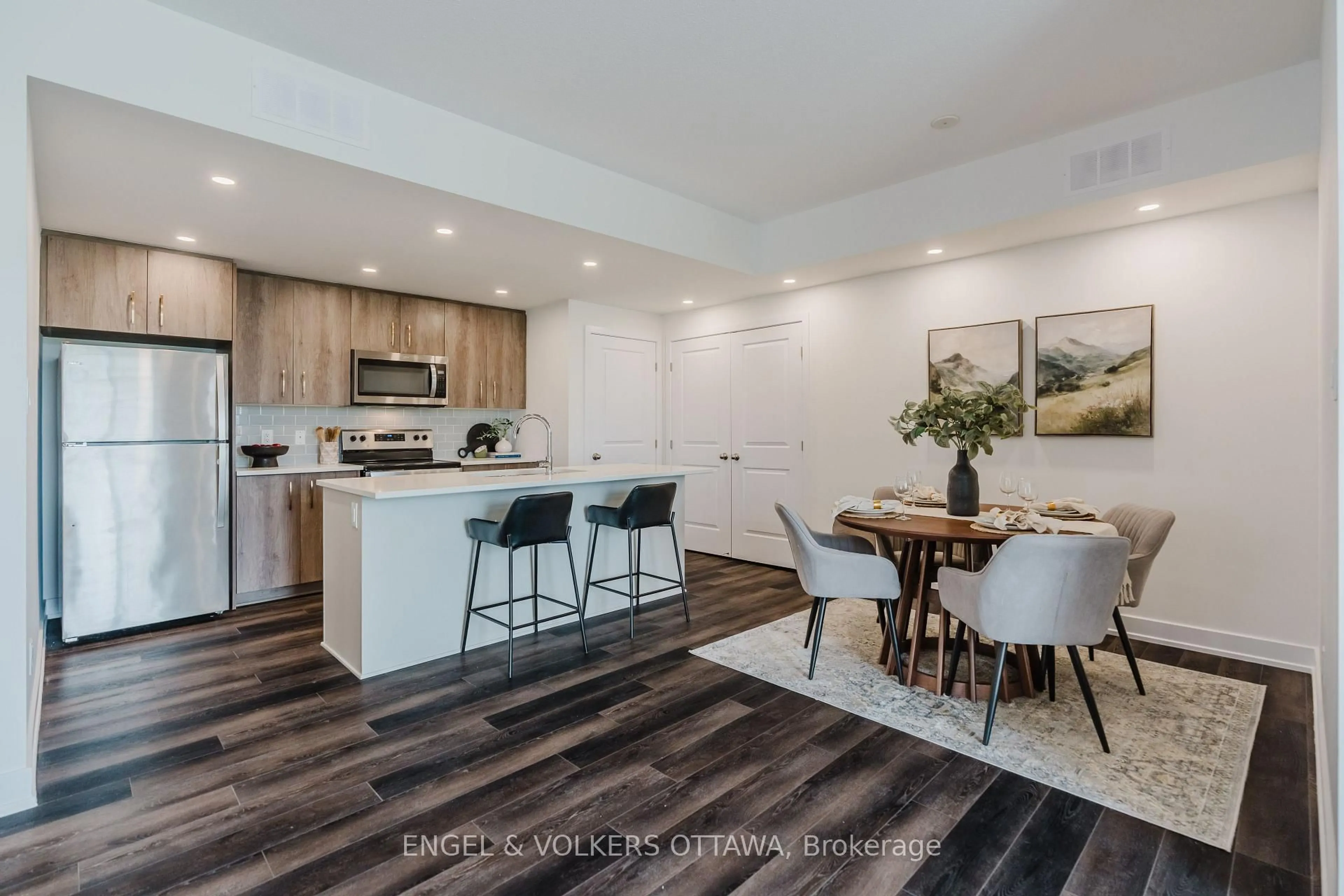 Open concept kitchen, unknown for 35 Overberg Way #G, Ottawa Ontario K2S 0W1