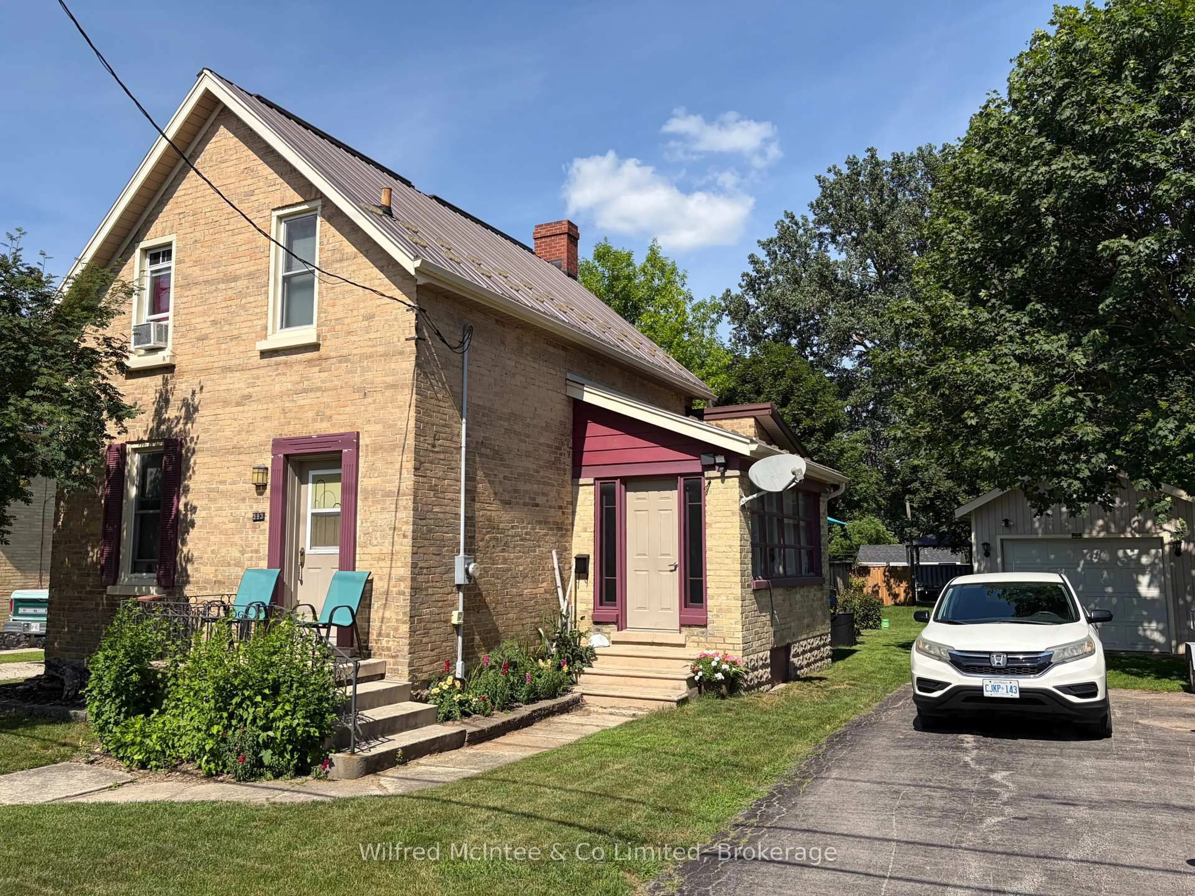 Unknown for 393 7th Ave, Hanover Ontario N4N 2J1