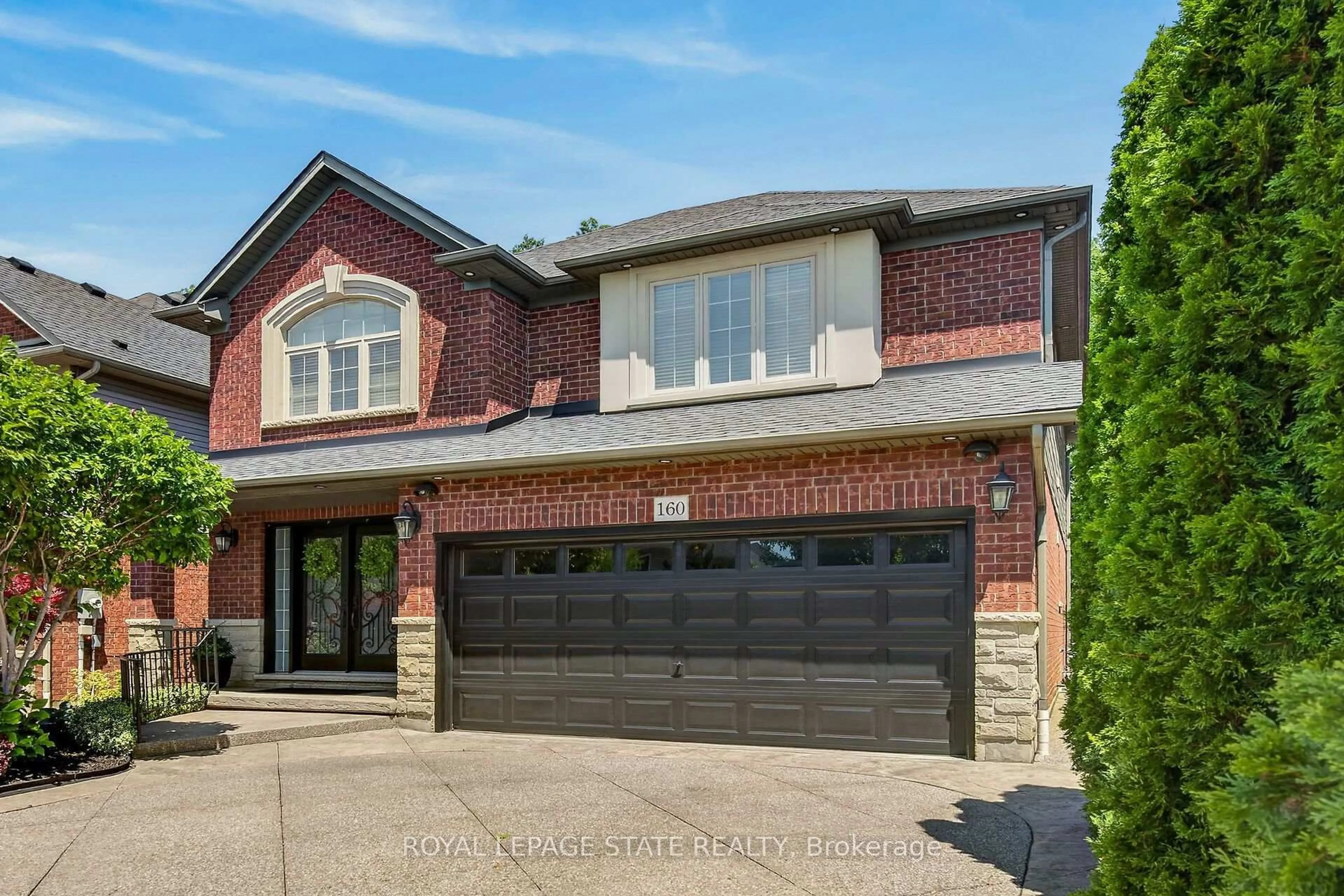 Home with brick exterior material, street for 160 Wills Cres, Hamilton Ontario L0R 1C0