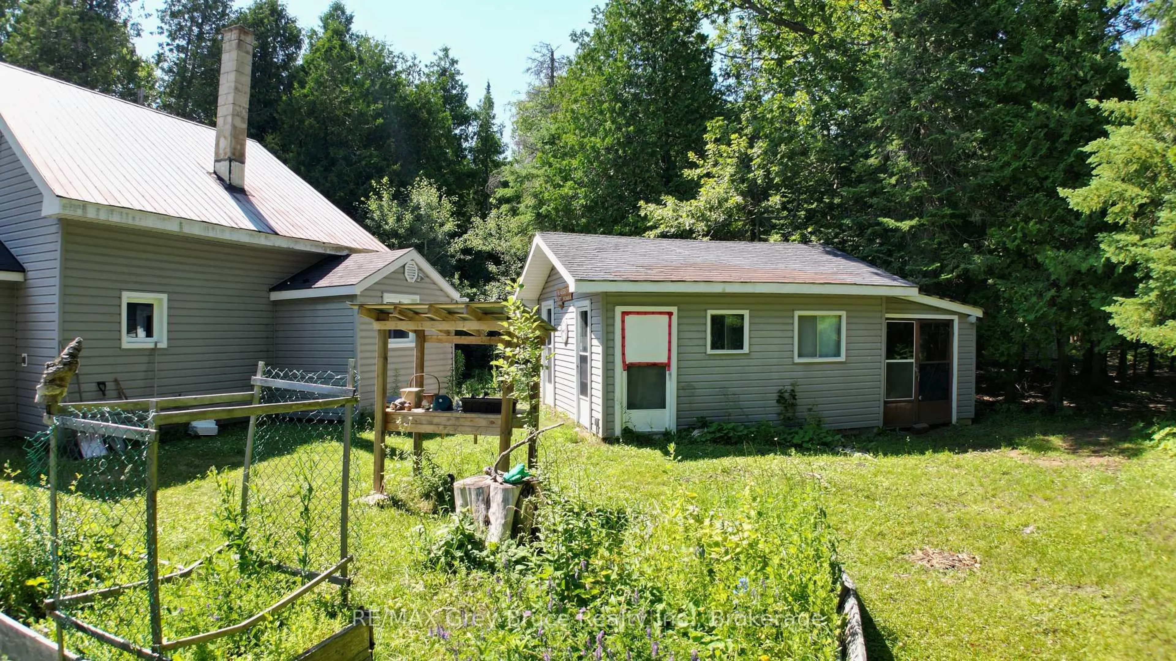 Shed for 76 BURMA Rd, Northern Bruce Peninsula Ontario N0H 1W0