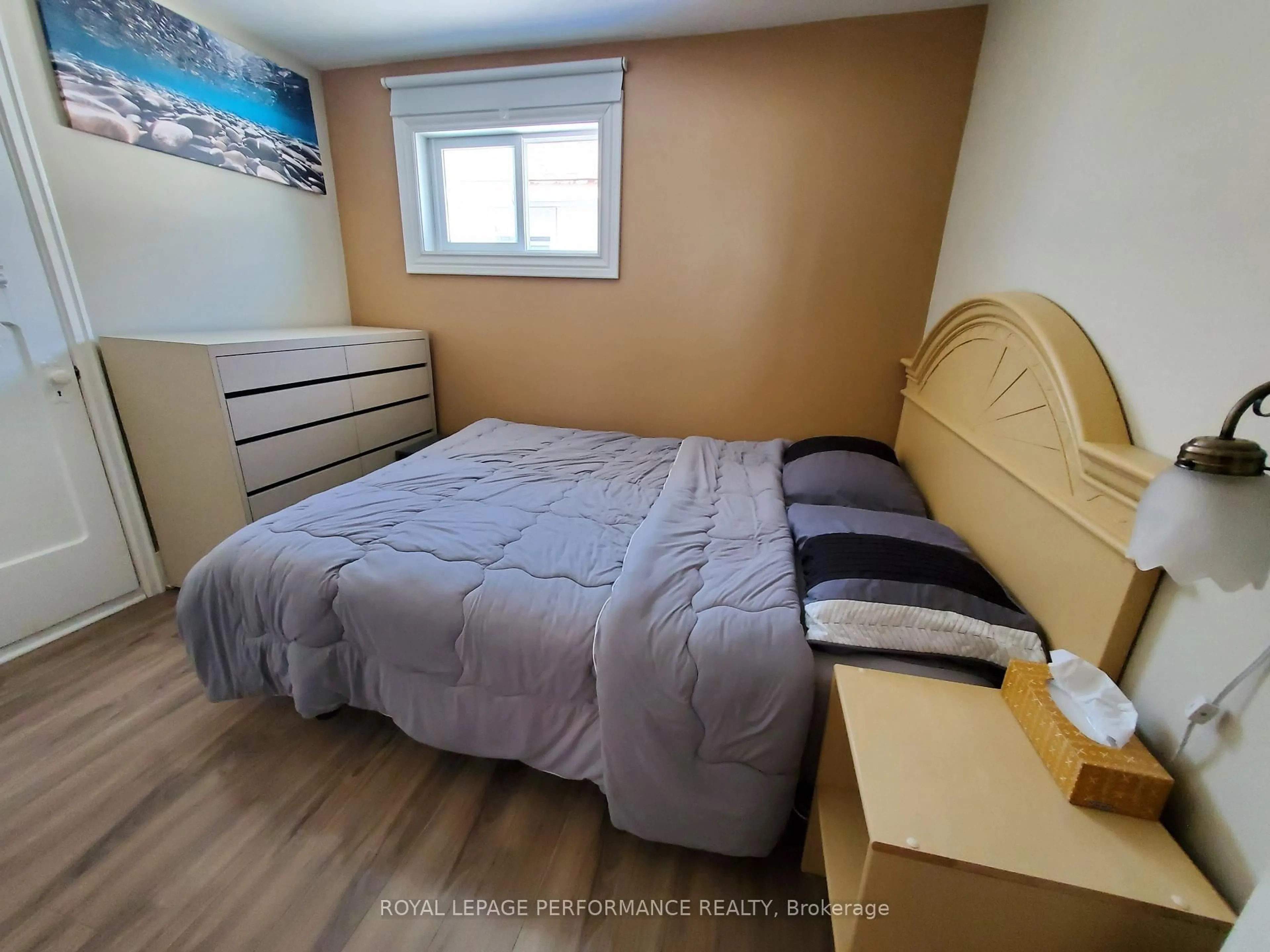 Bedroom with bed, unknown for 339 Louisa St, Cornwall Ontario K6H 4R2