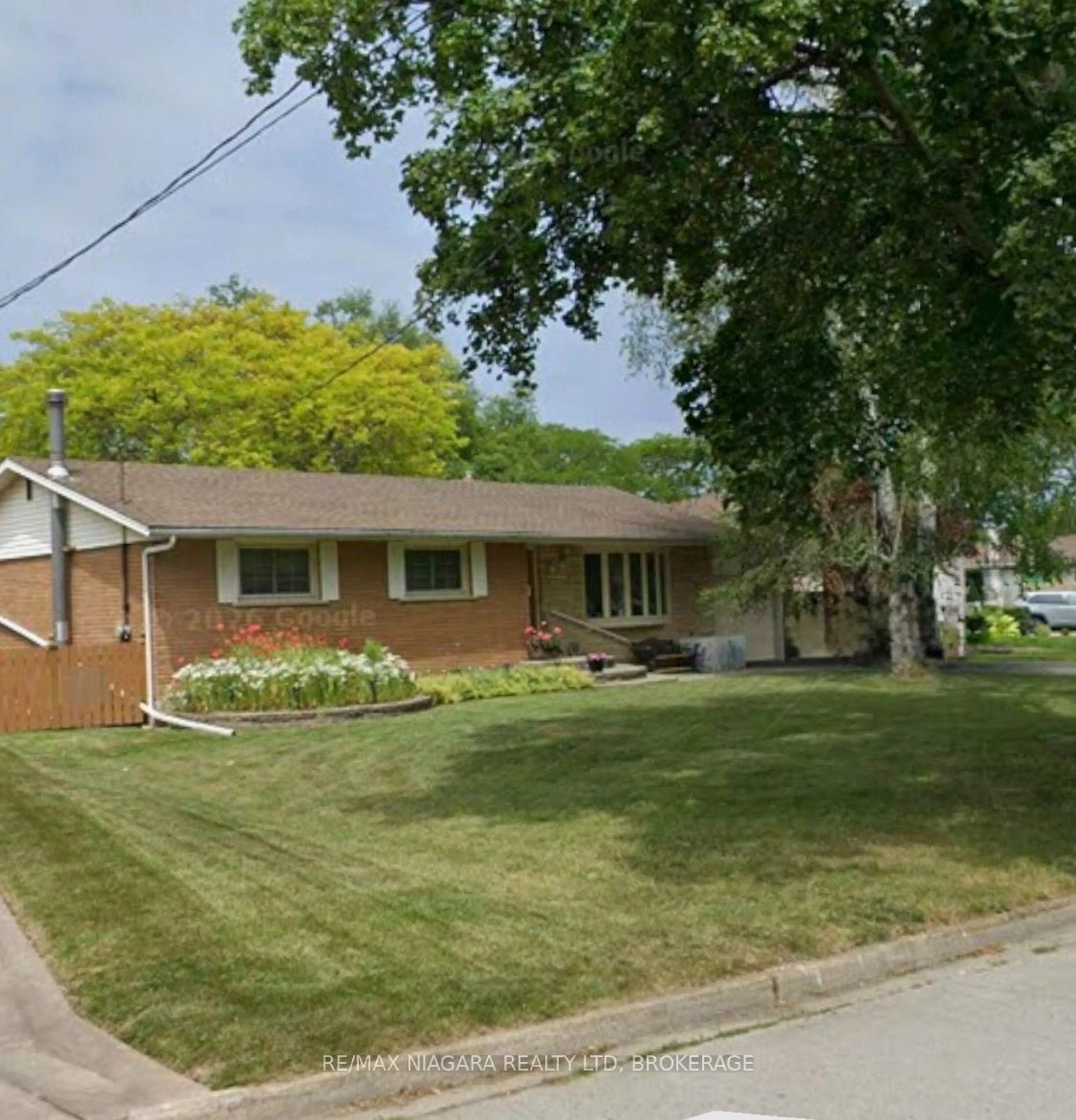 Unknown for 19 Ramlee Rd, St. Catharines Ontario L2M 2K4
