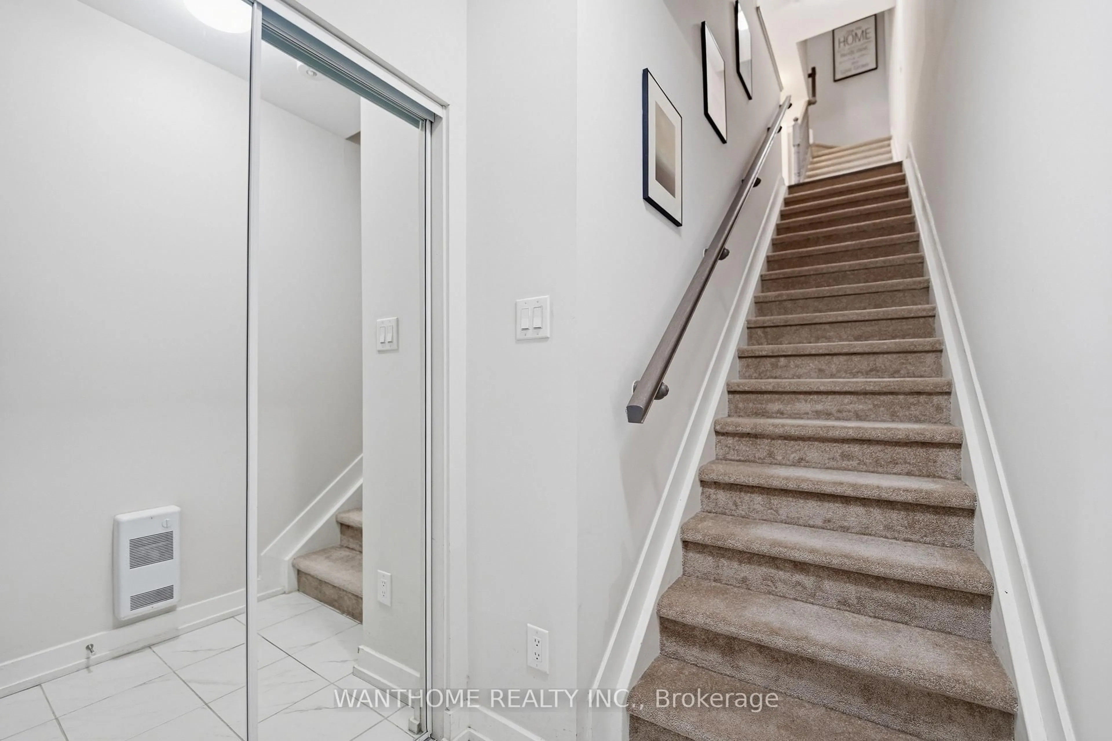 Unknown for 264 ANYOLITE Private, Ottawa Ontario K2J 7J3