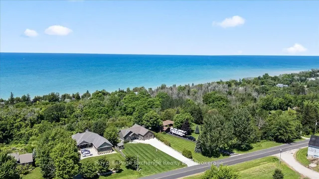 810 Lake Range Dr, Huron-Kinloss 3