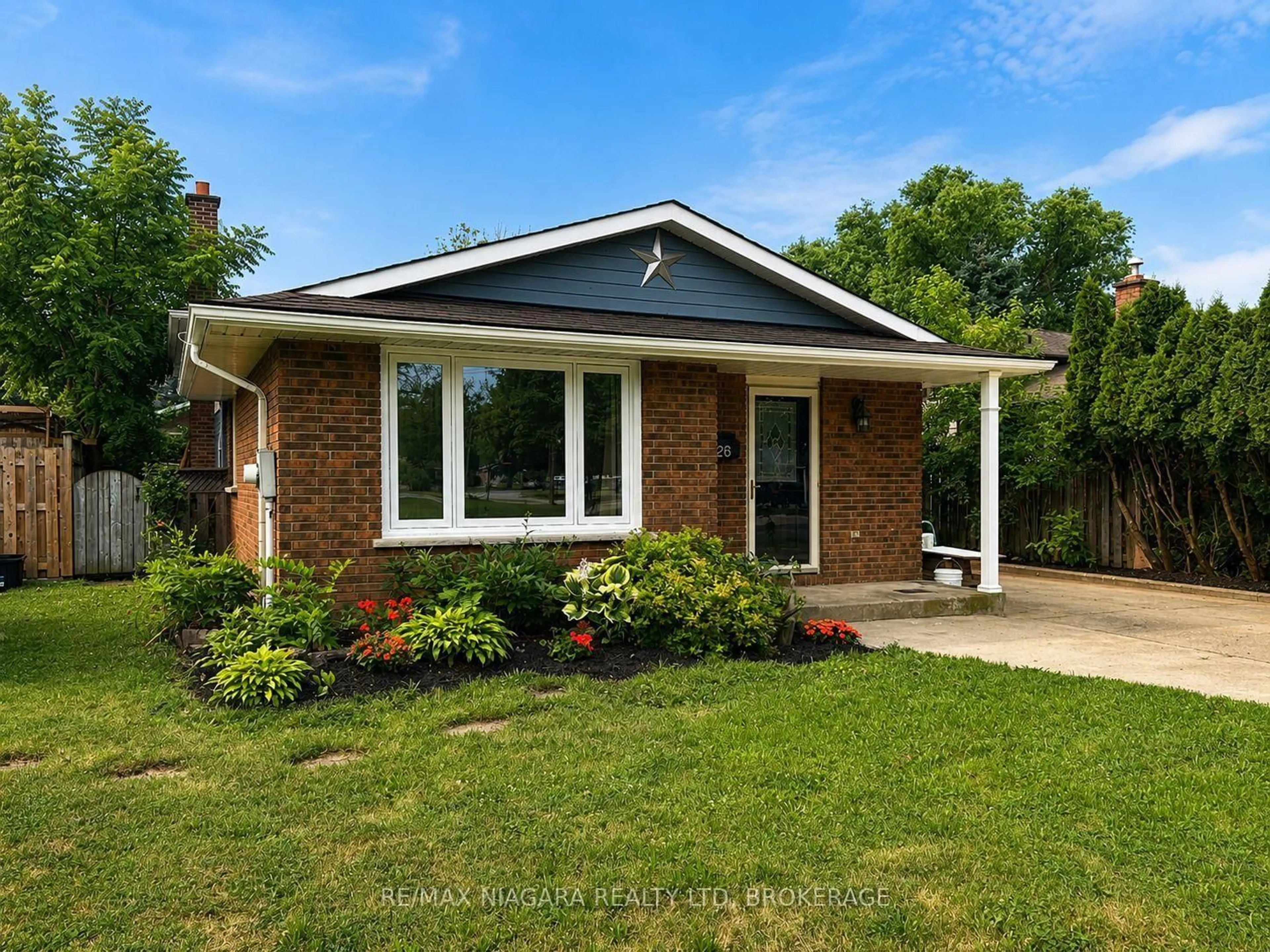 Home with brick exterior material, street for 26 Friars Crt, St. Catharines Ontario L2N 6B5