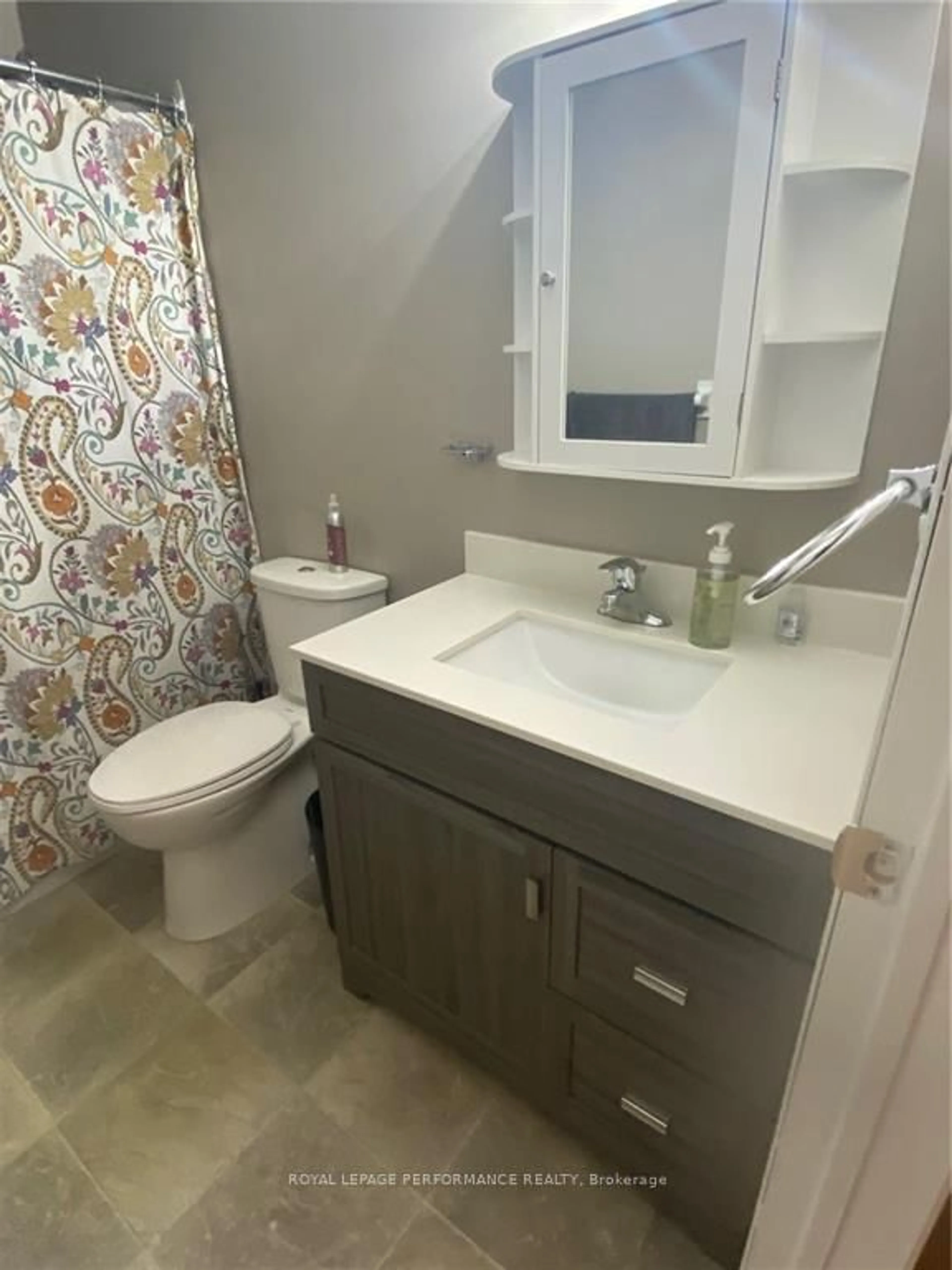 Standard bathroom, ceramic/tile floor for 220 Kenyon St #209, North Glengarry Ontario K0C 1A0