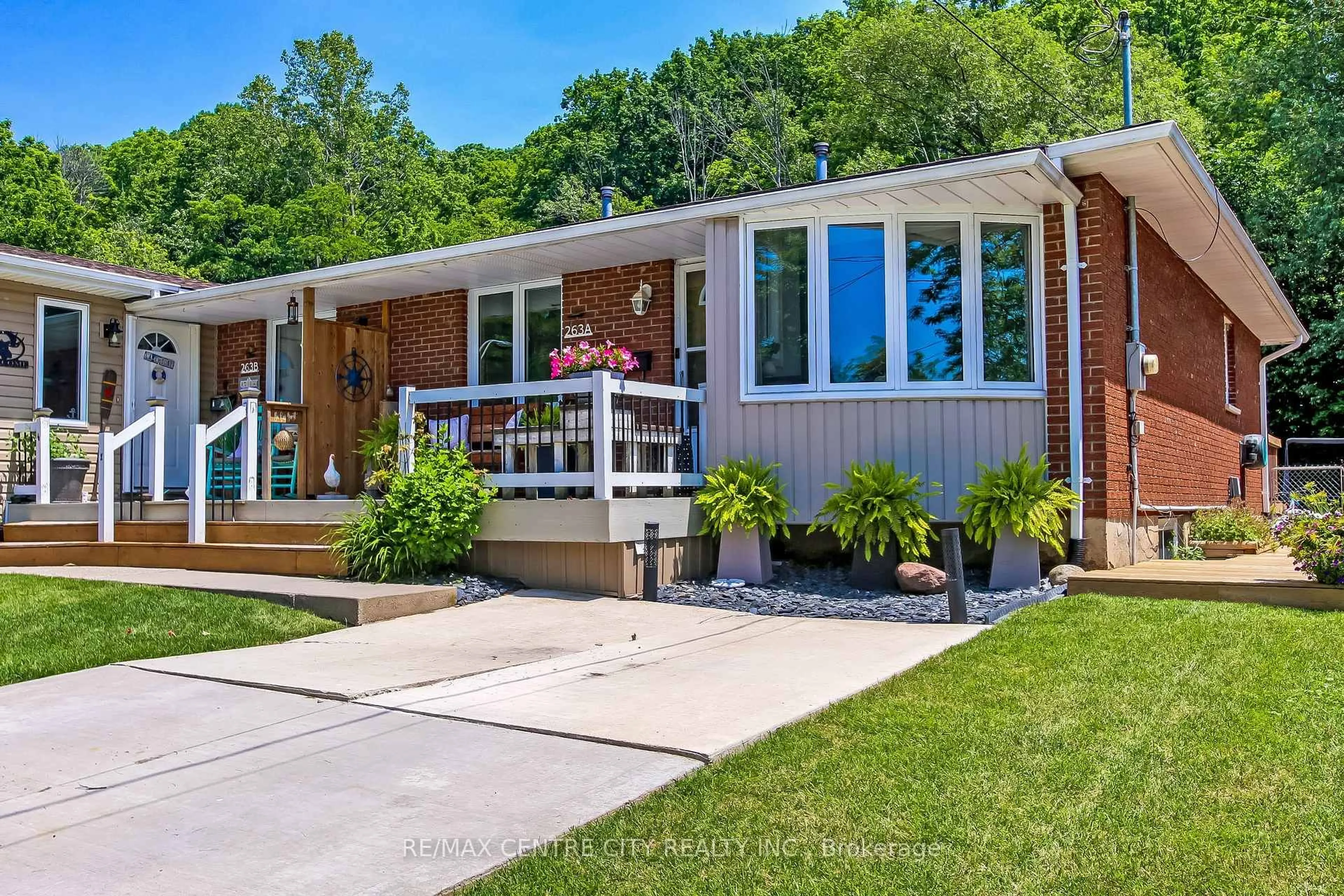 Home with brick exterior material, unknown for 263 Frances St #A, Central Elgin Ontario N5L 1A8
