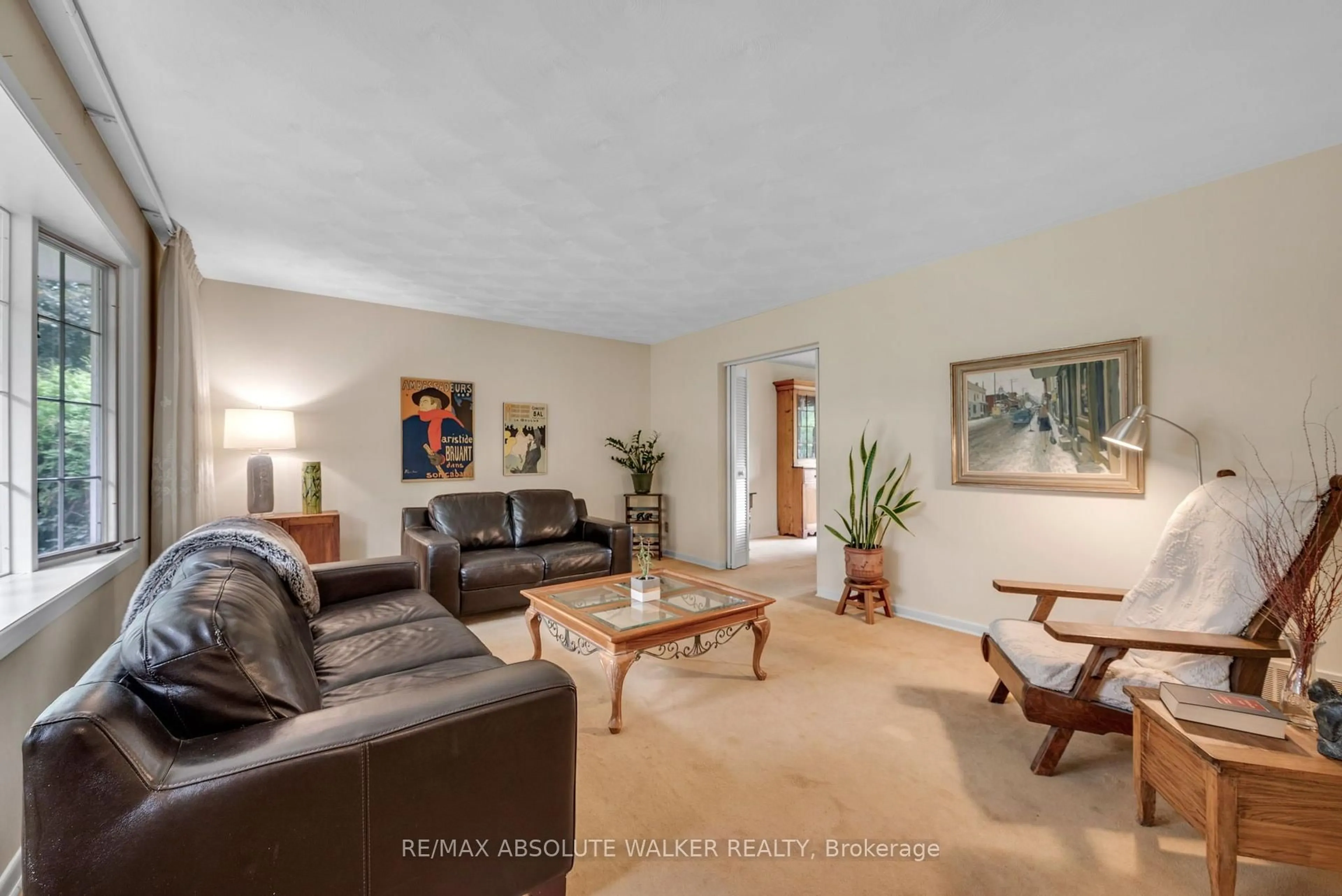 Living room with furniture, unknown for 1950 Fairmeadow Cres, Ottawa Ontario K1H 7B9