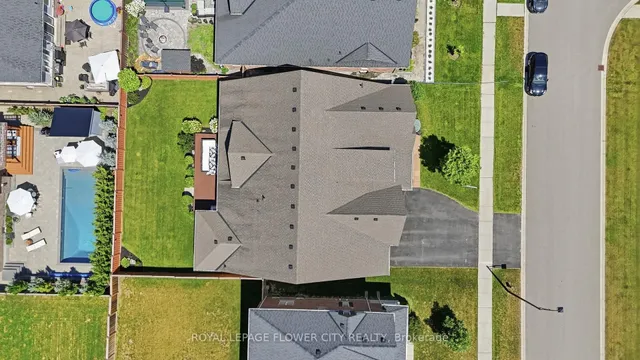 5 Benson Ave, Mono 5