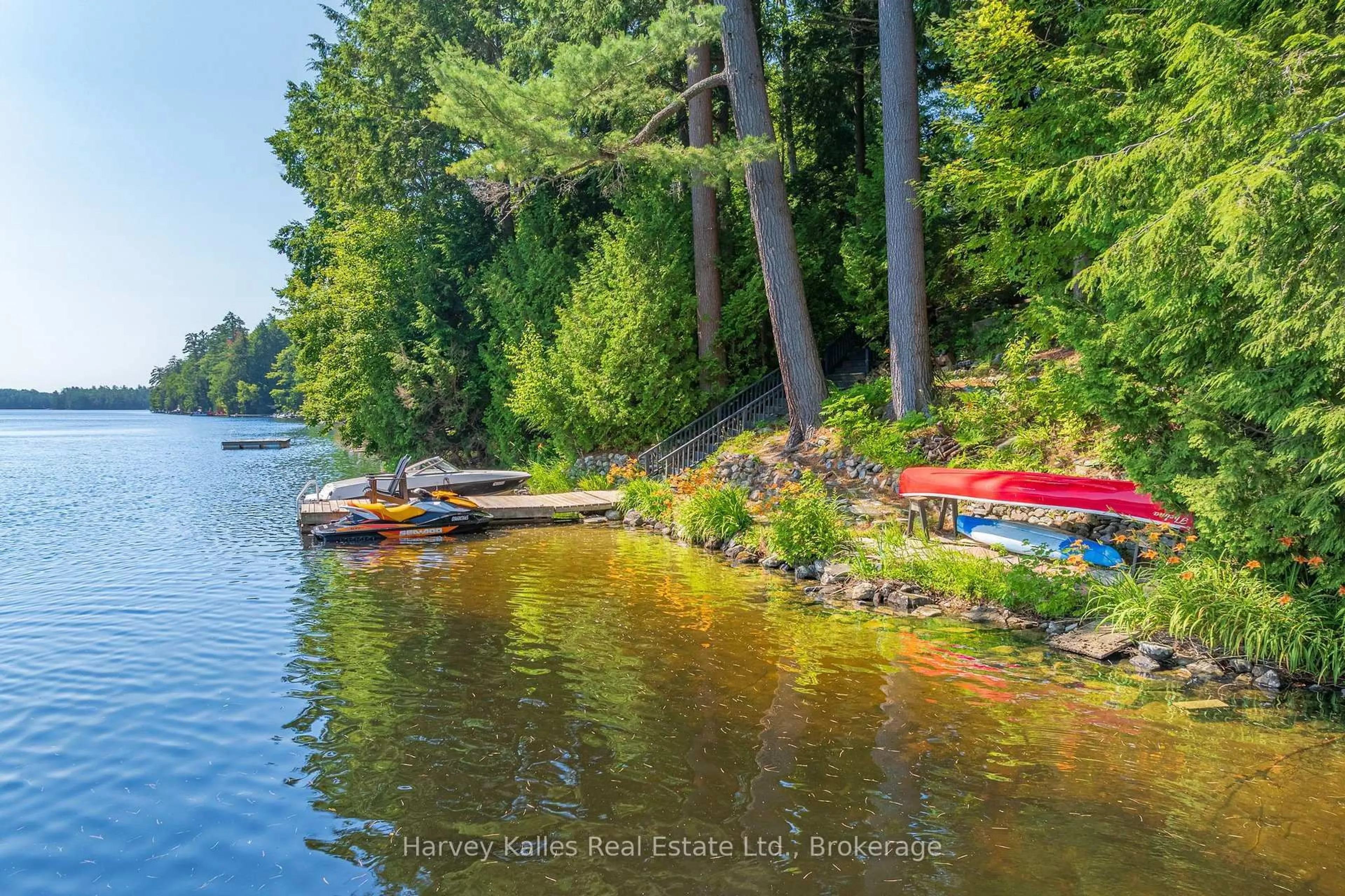 Patio, water/lake/river/ocean view for 1075 Hallett Rd, Muskoka Lakes Ontario P0C 1H0