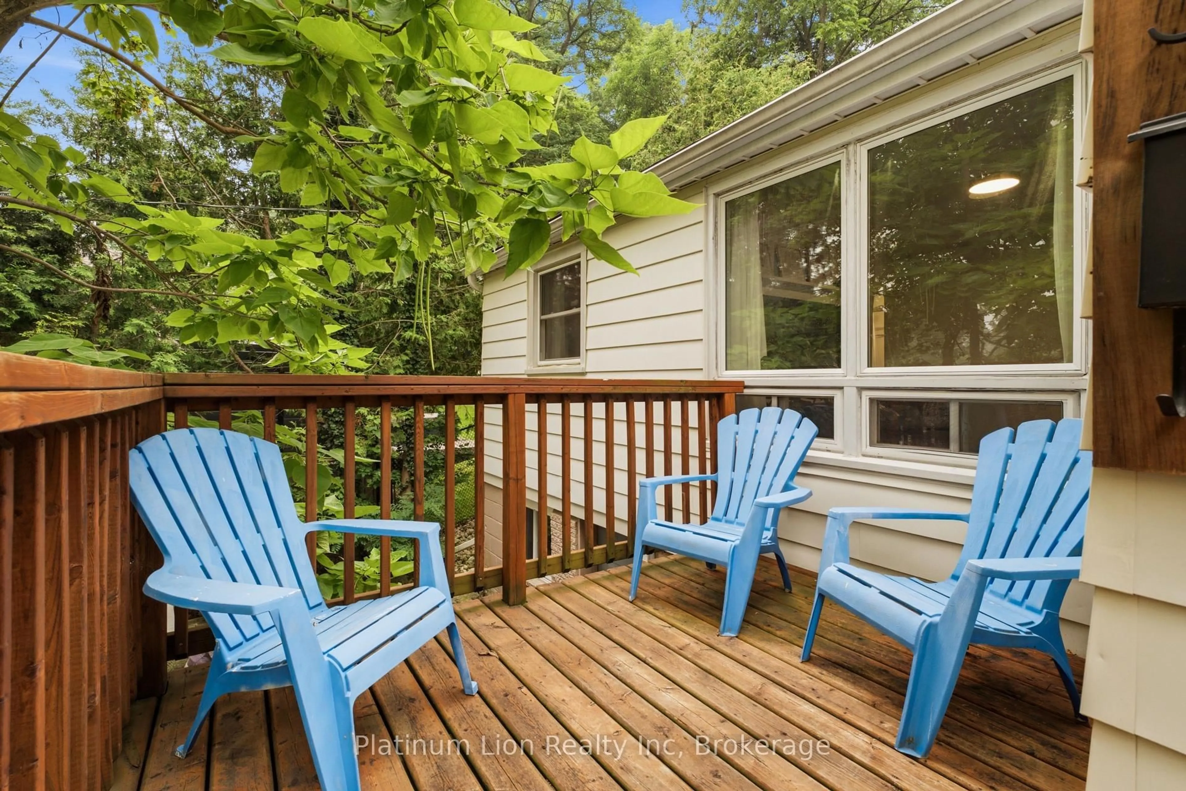 Patio, water/lake/river/ocean view for 38 Mercer St, Hamilton Ontario L9H 2N6