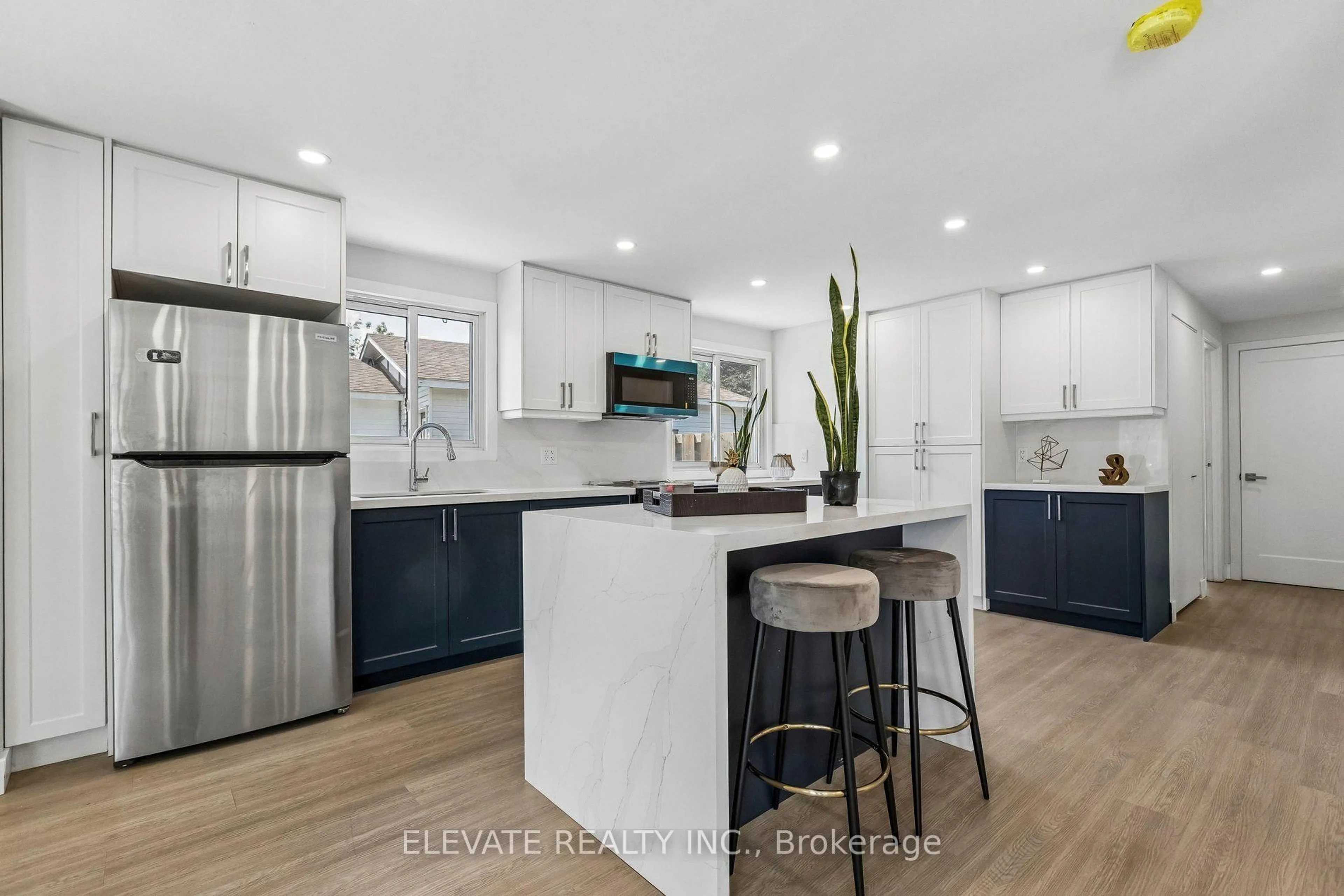 Open concept kitchen, ceramic/tile floor for 225 Broken Oak Cres, Kitchener Ontario N2N 1N8