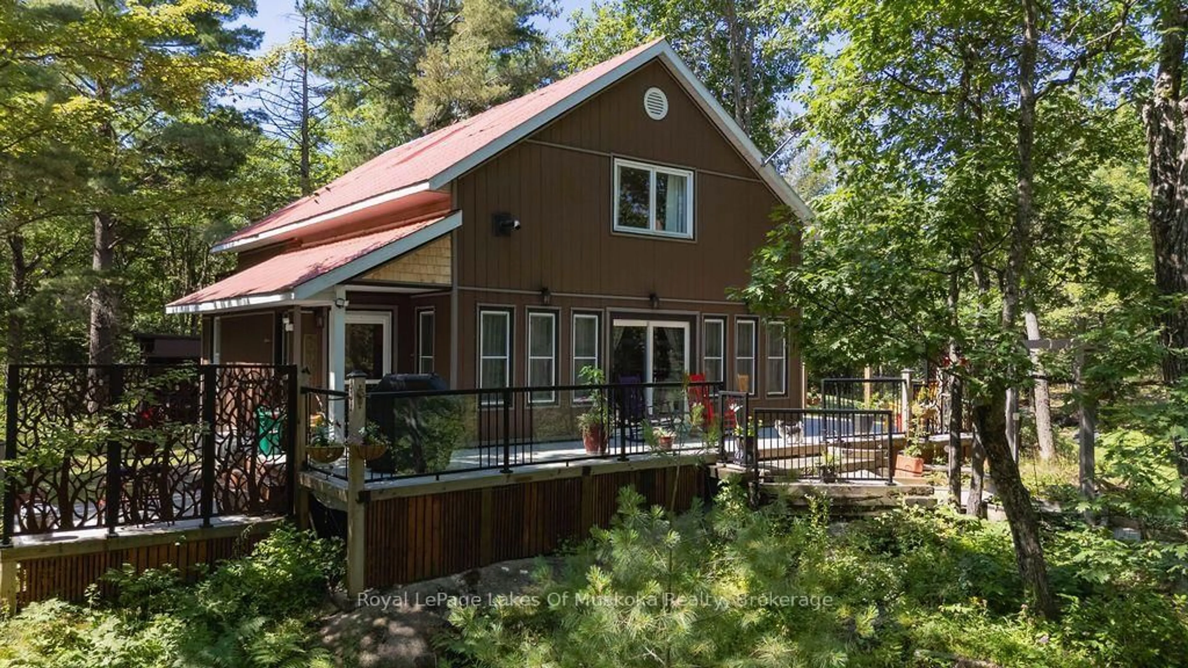 Patio, unknown for 1075 Leonard Lake 2 Rd, Muskoka Lakes Ontario P1L 0M5