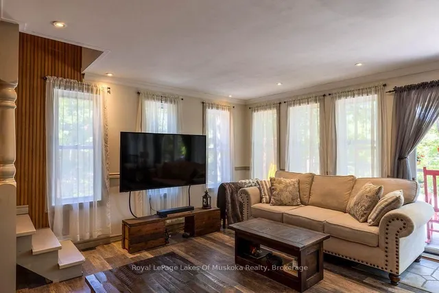 1075 Leonard Lake 2 Rd, Muskoka Lakes 5