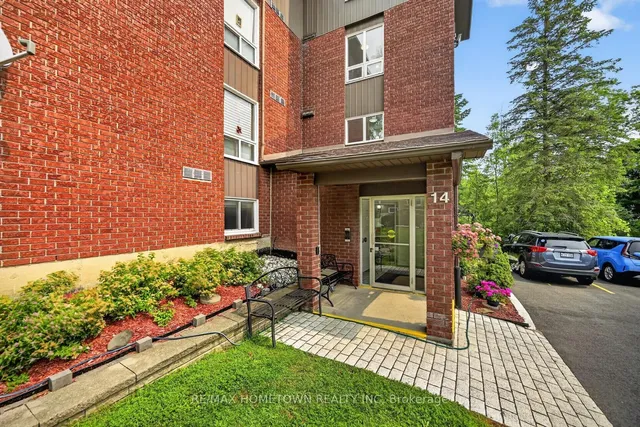 14 Charlotte Pl #16, Brockville 2