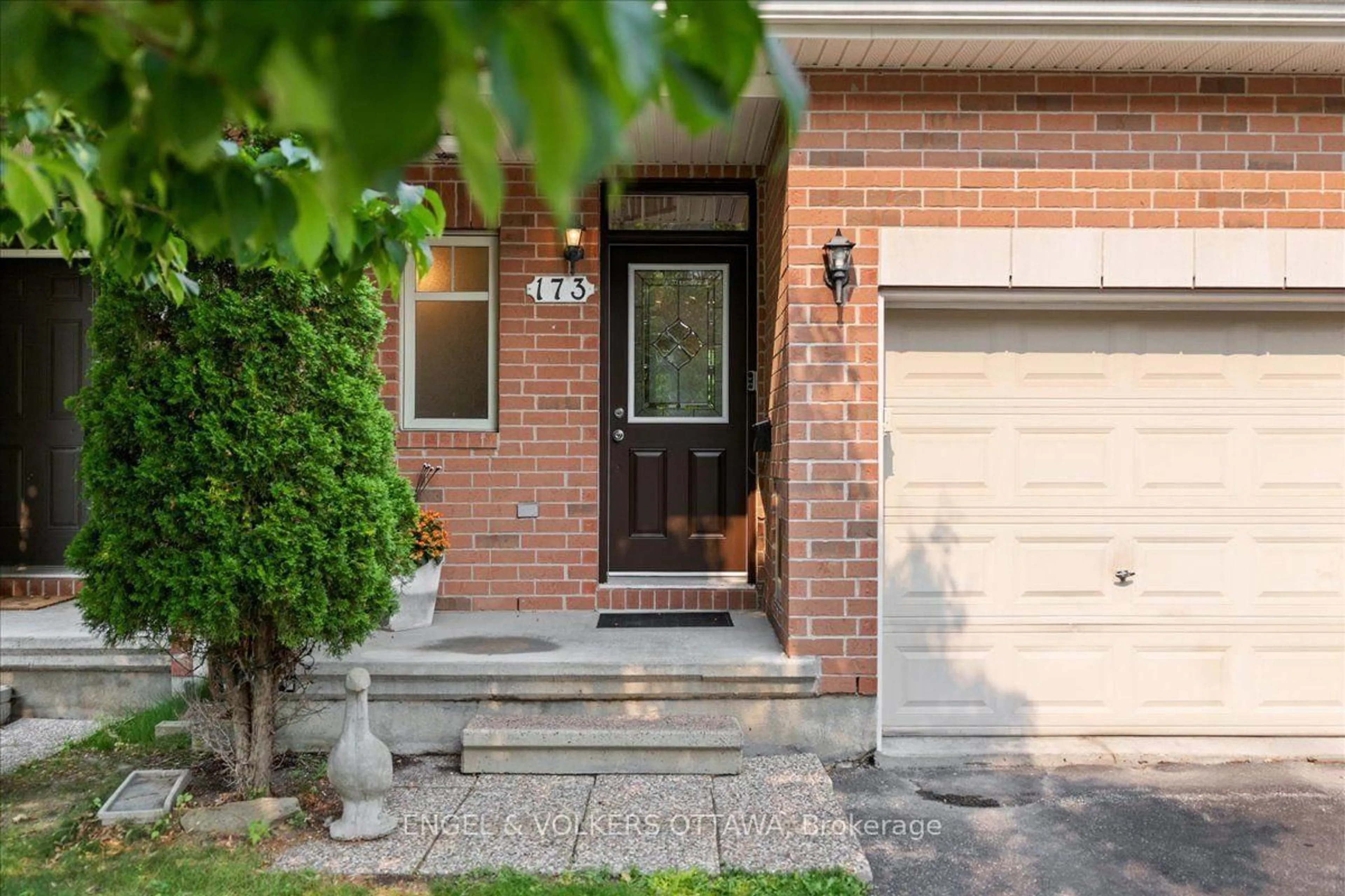 Home with brick exterior material, street for 173 Hornchurch Lane, Ottawa Ontario K2J 0J9