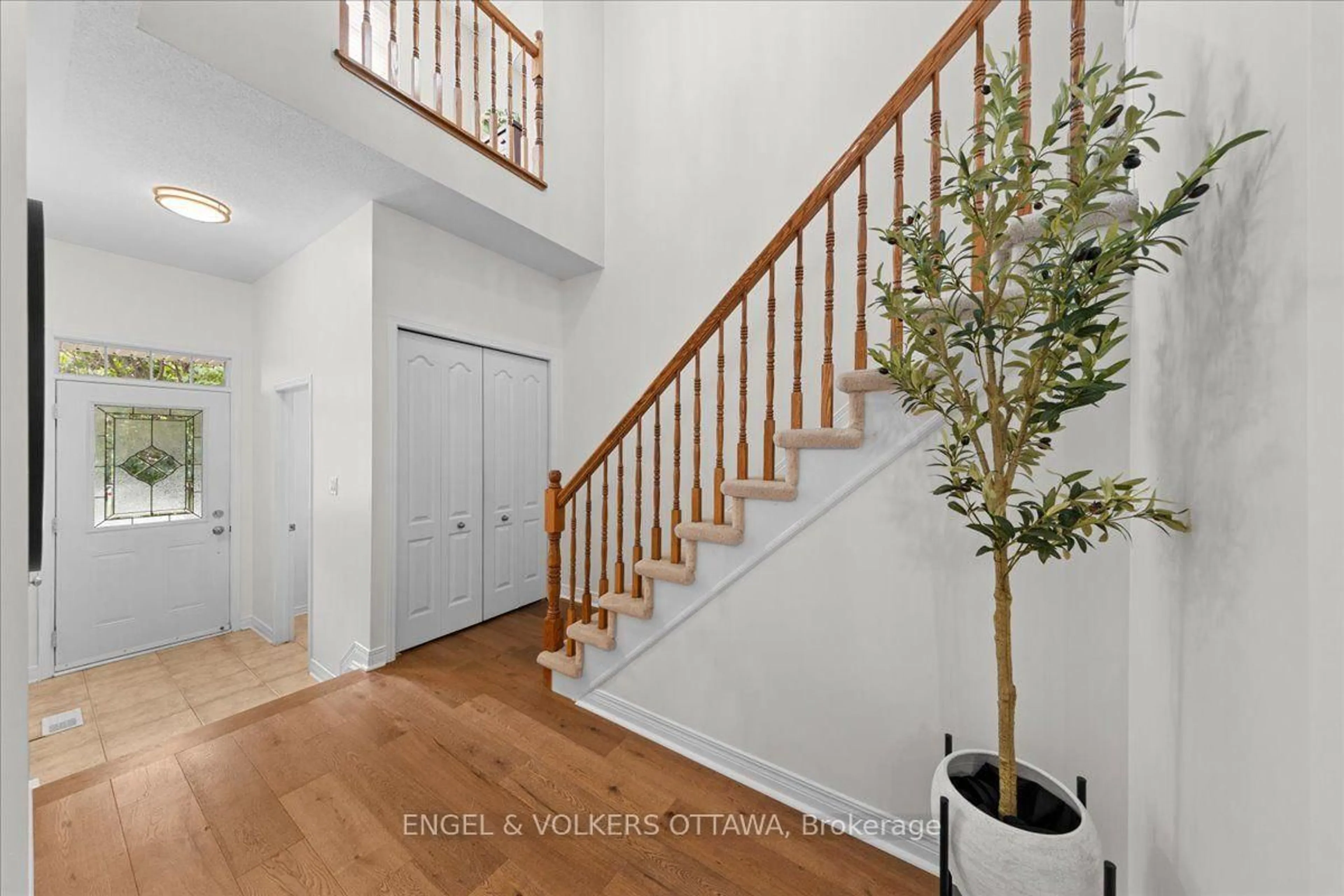 Unknown for 173 Hornchurch Lane, Ottawa Ontario K2J 0J9