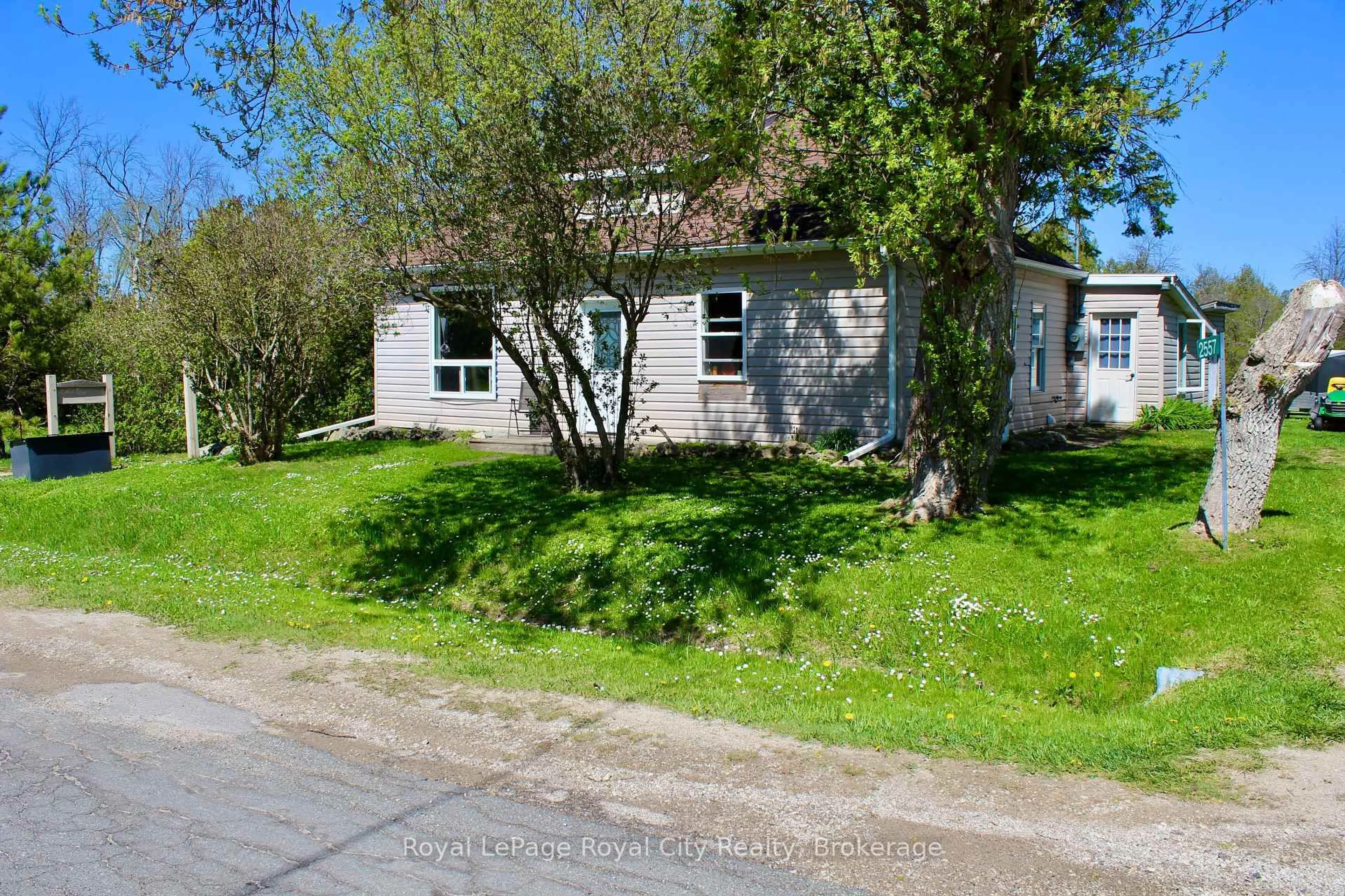 A pic from outside/outdoor area/front of a property/back of a property/a pic from drone, street for 2557 Bruce Rd, Northern Bruce Peninsula Ontario N0H 1W0