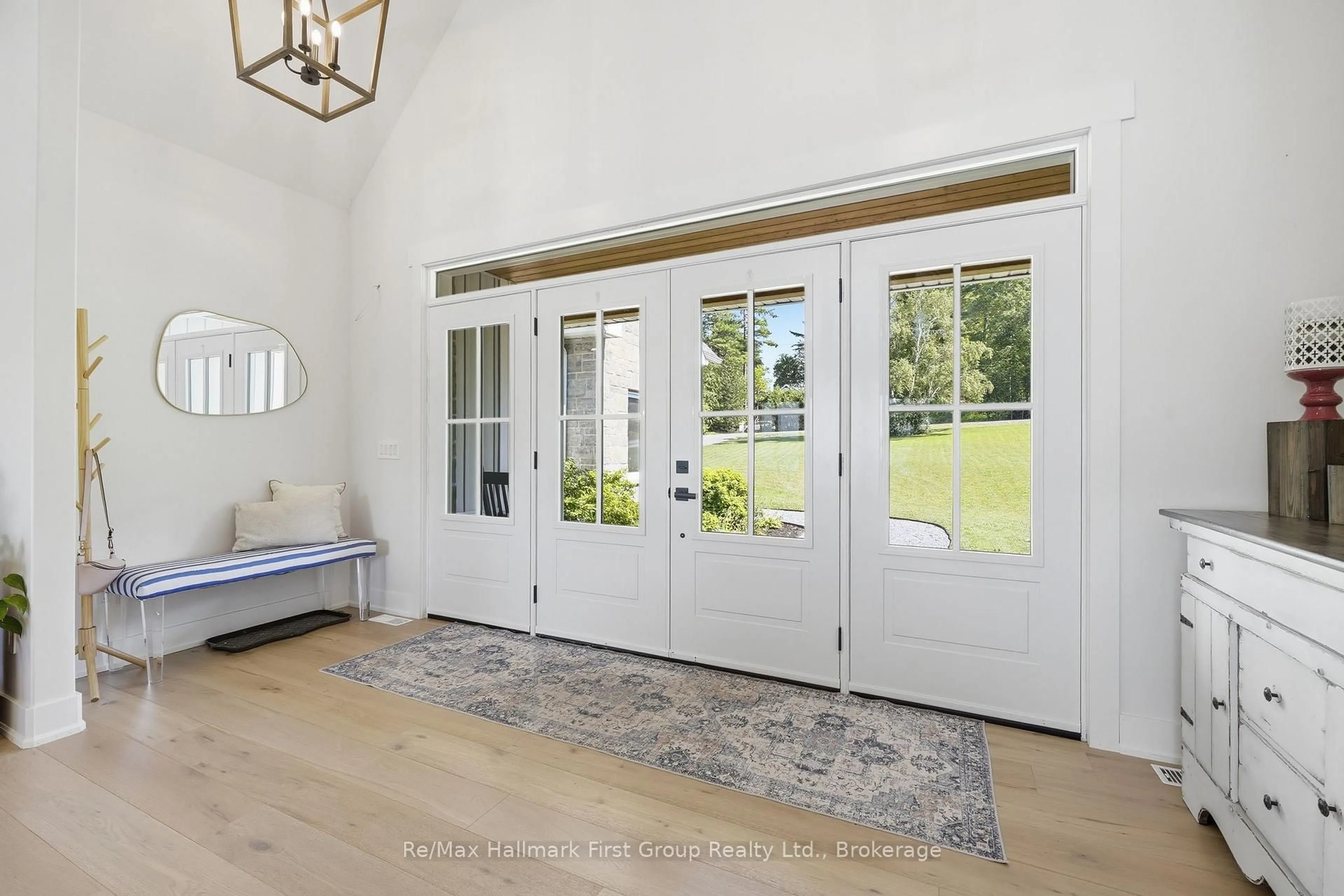 Indoor entryway for 14226 Little Lake Rd, Cramahe Ontario K0K 1H0