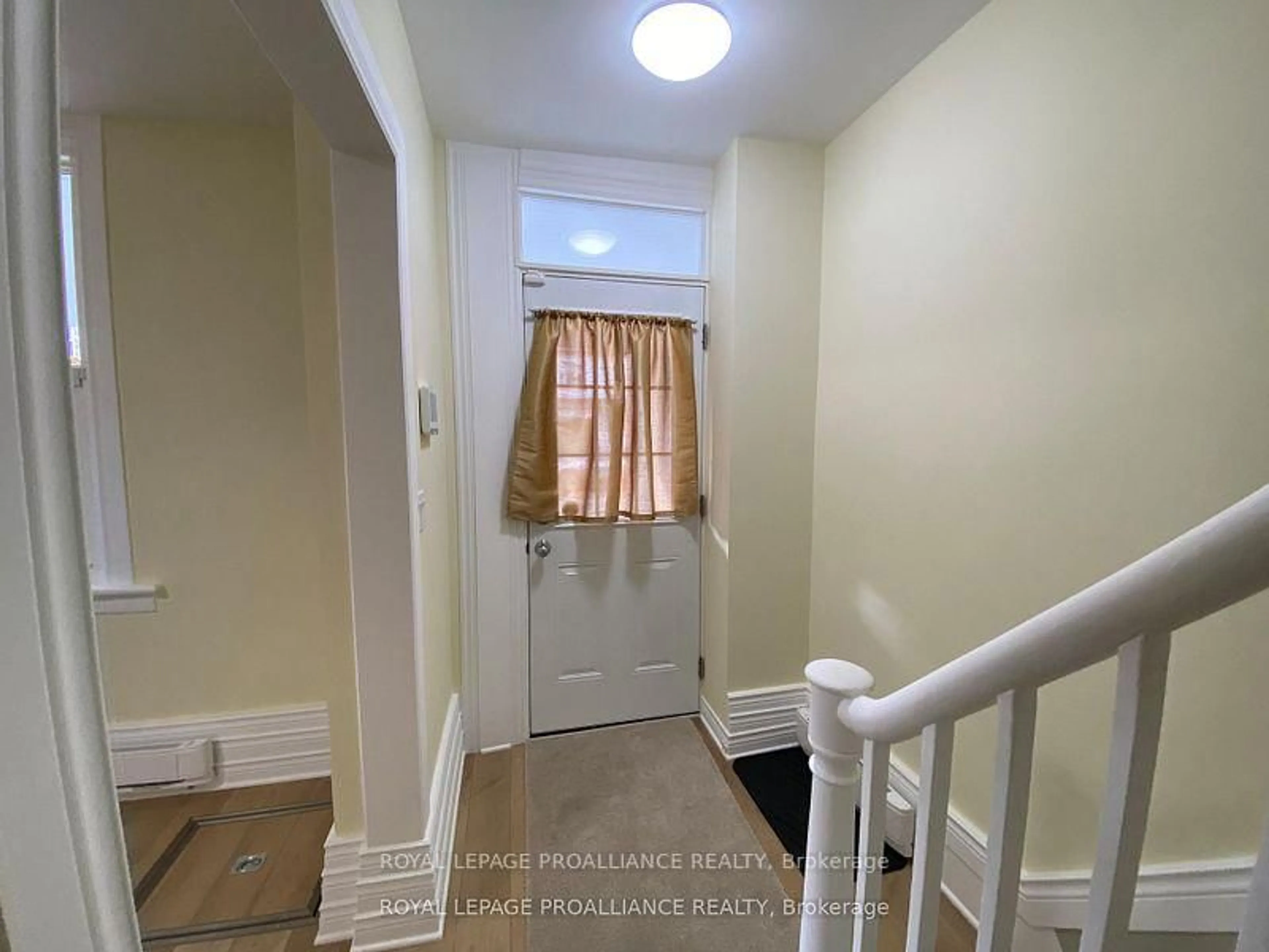 Unknown for 71 BUELL St, Brockville Ontario K6V 4Y4