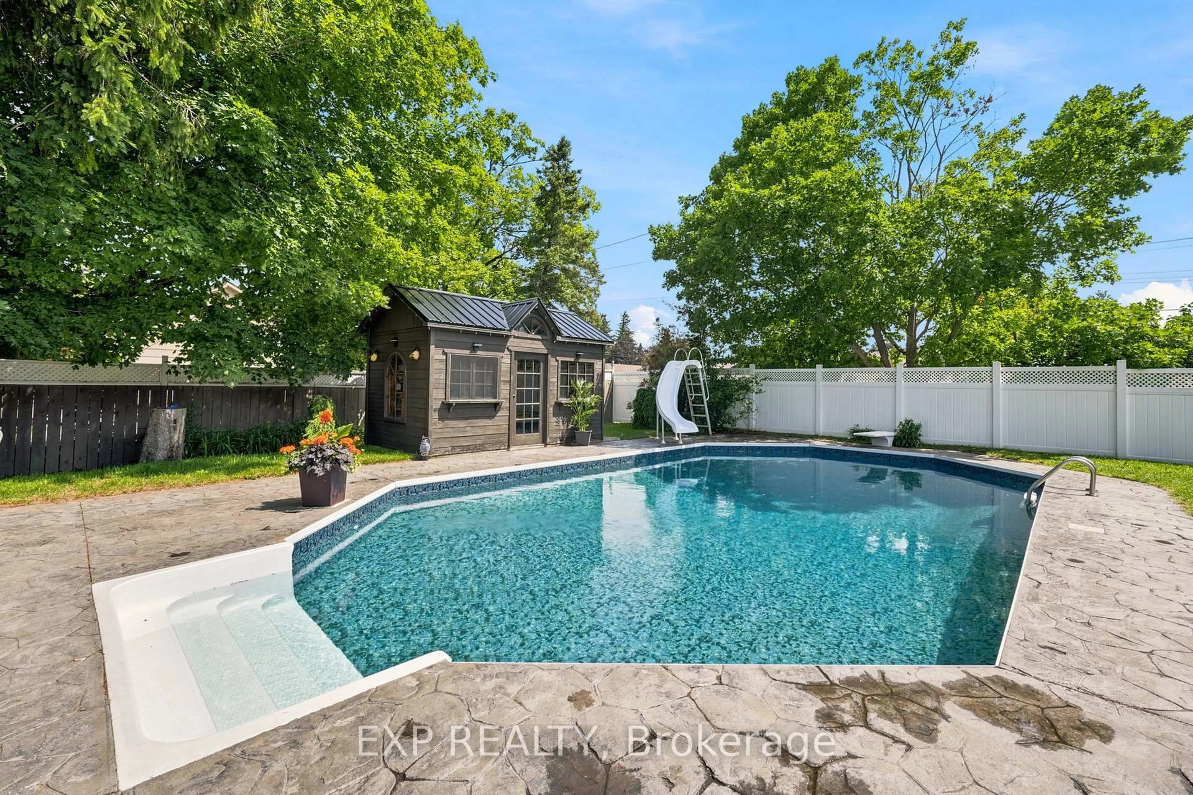 Pool for 4 Flora St, Kawartha Lakes Ontario K0M 2M0