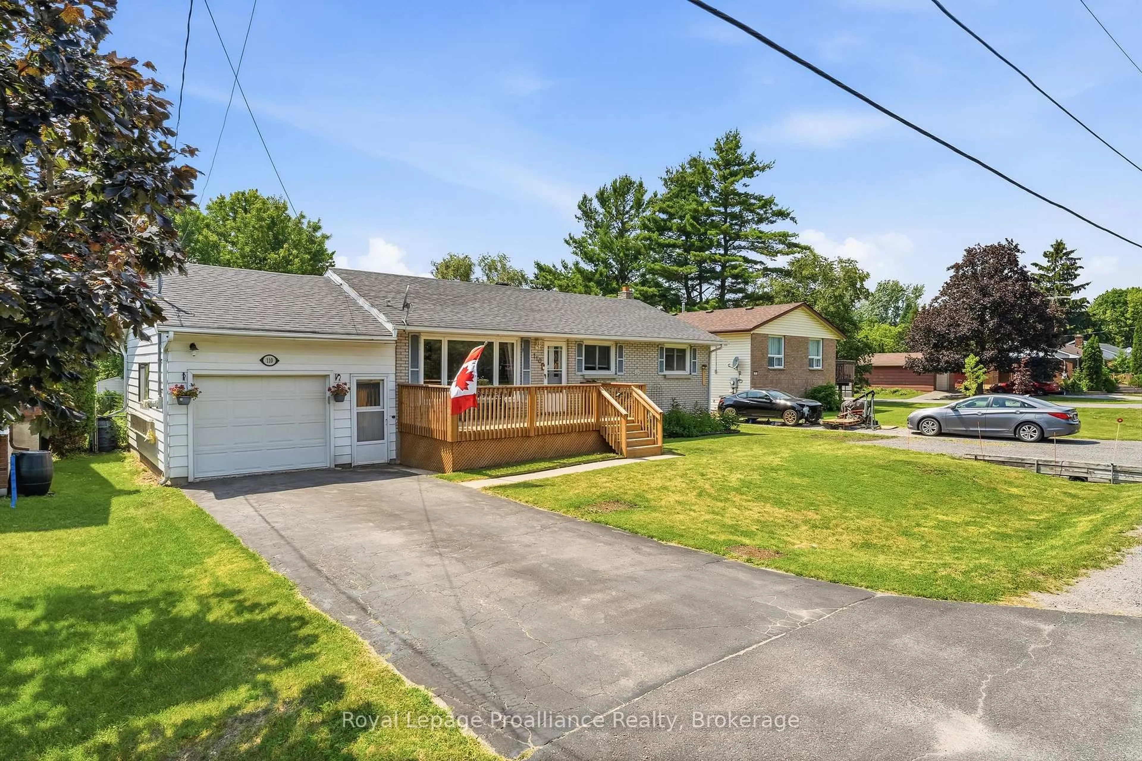 A pic from outside/outdoor area/front of a property/back of a property/a pic from drone, street for 110 Ontario St, Brighton Ontario K0K 1H0