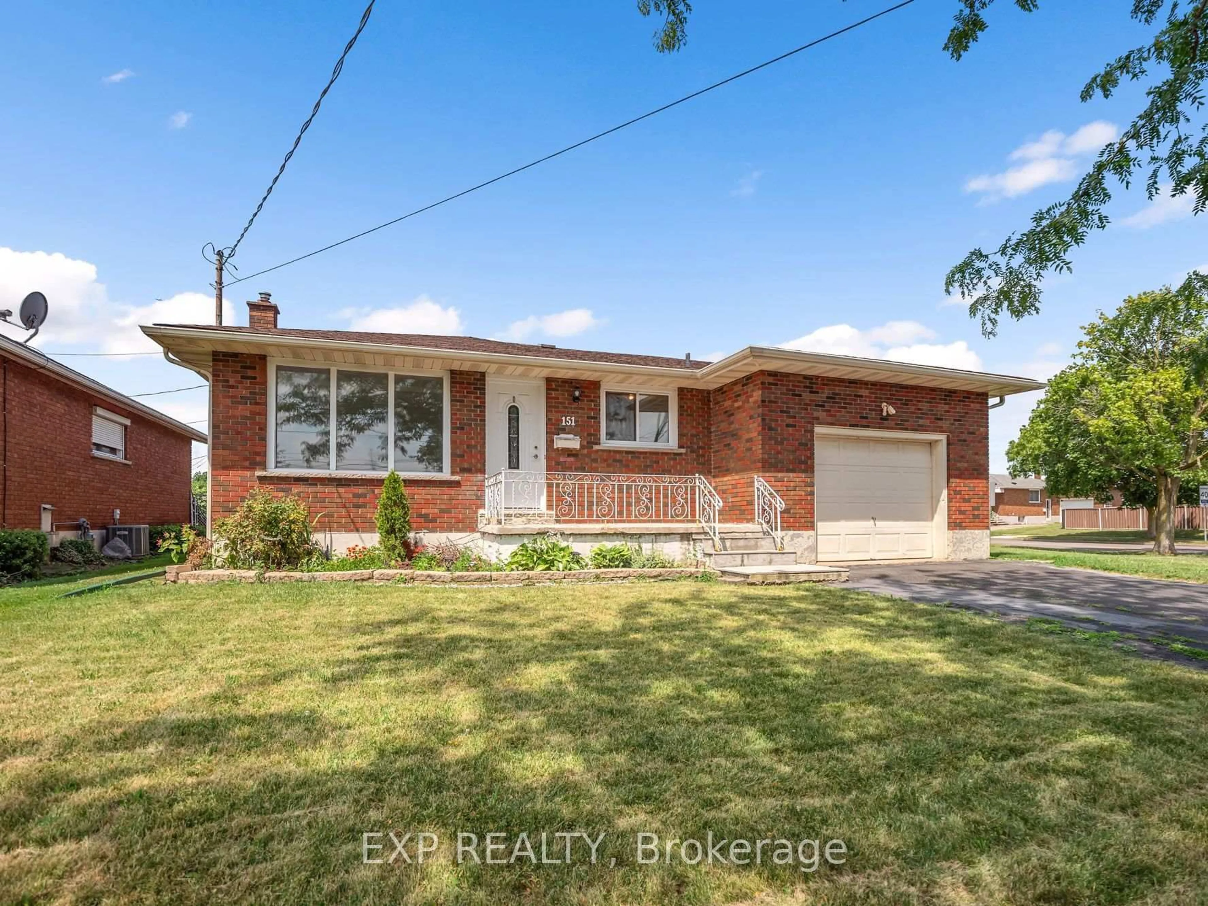 Home with brick exterior material, street for 151 Wellington St, Welland Ontario L3B 1B4