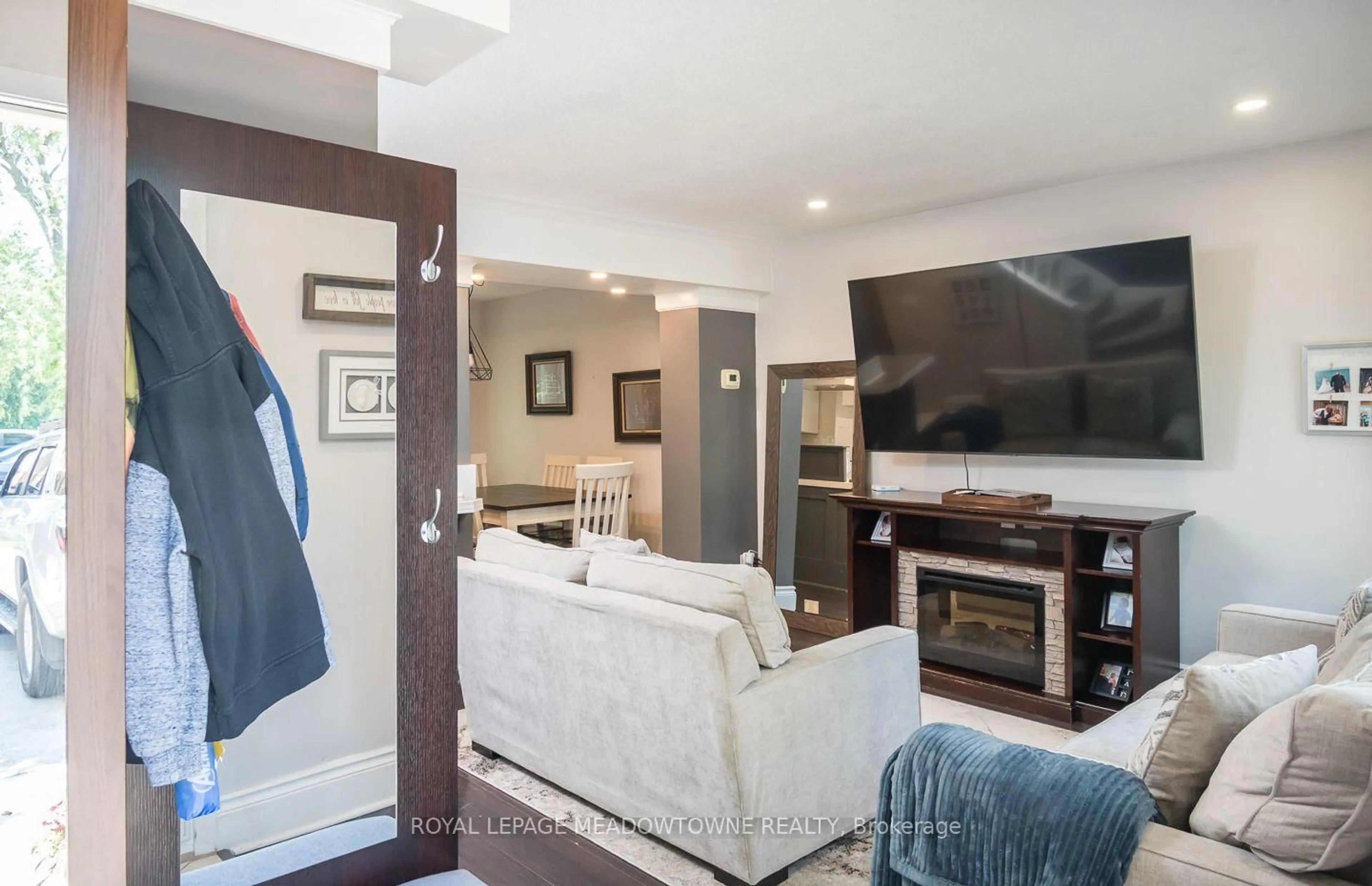 Living room with furniture, unknown for 2 Weiden St #37, St. Catharines Ontario L2M 6W5