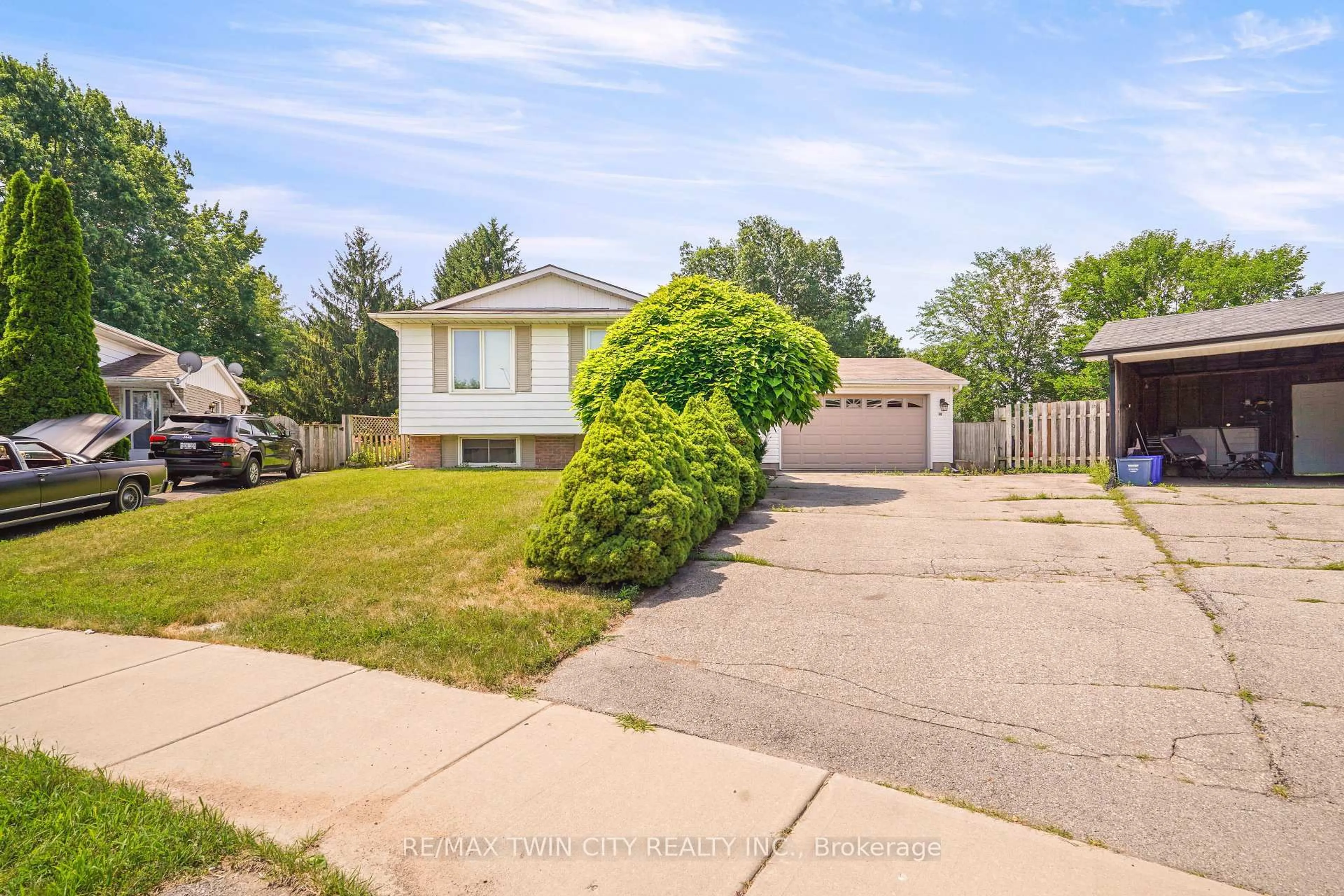 Unknown for 14 Thistledown Dr, Brantford Ontario N3R 6R9