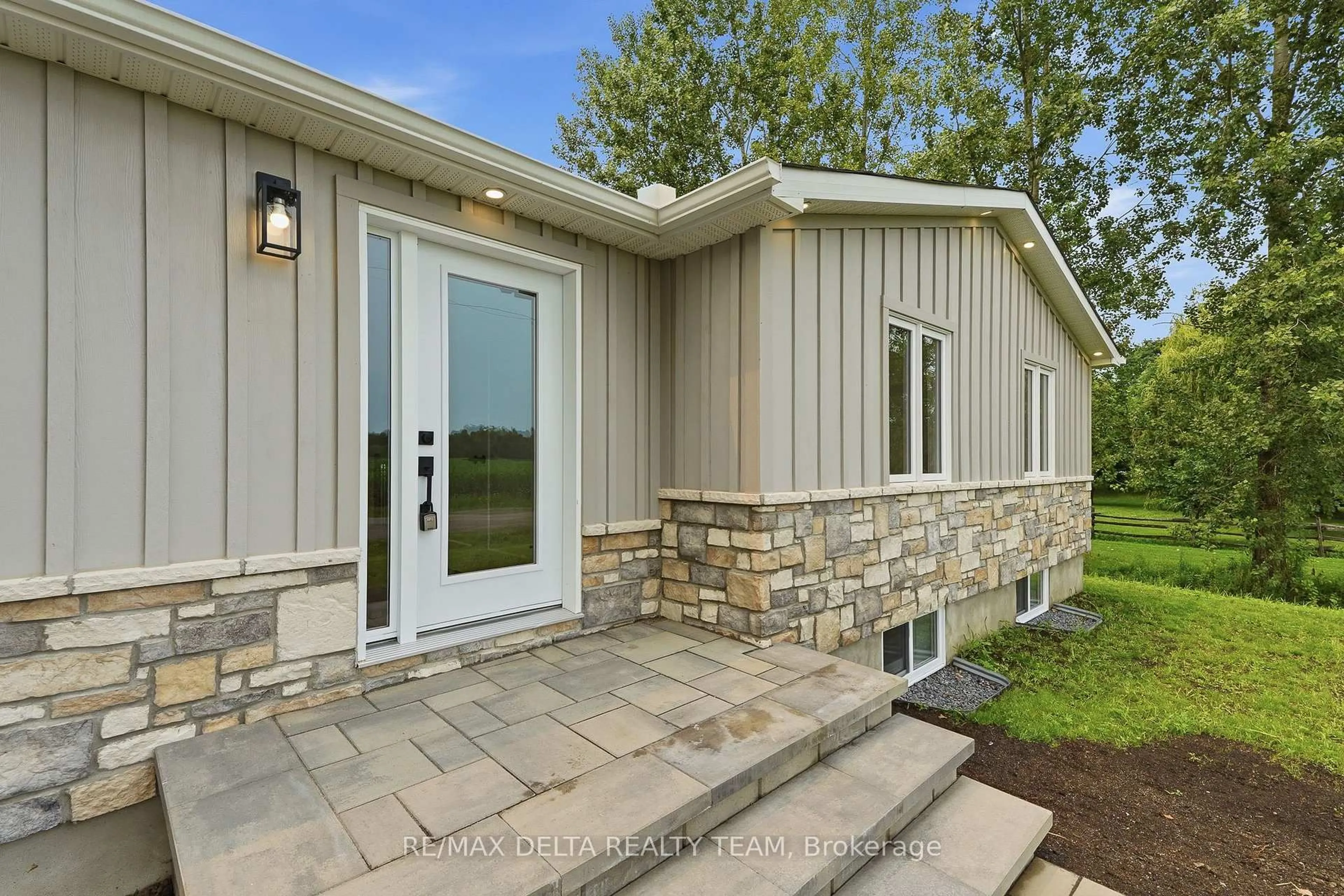 Unknown for 1568 Pilon Rd, Clarence-Rockland Ontario K0A 1N0