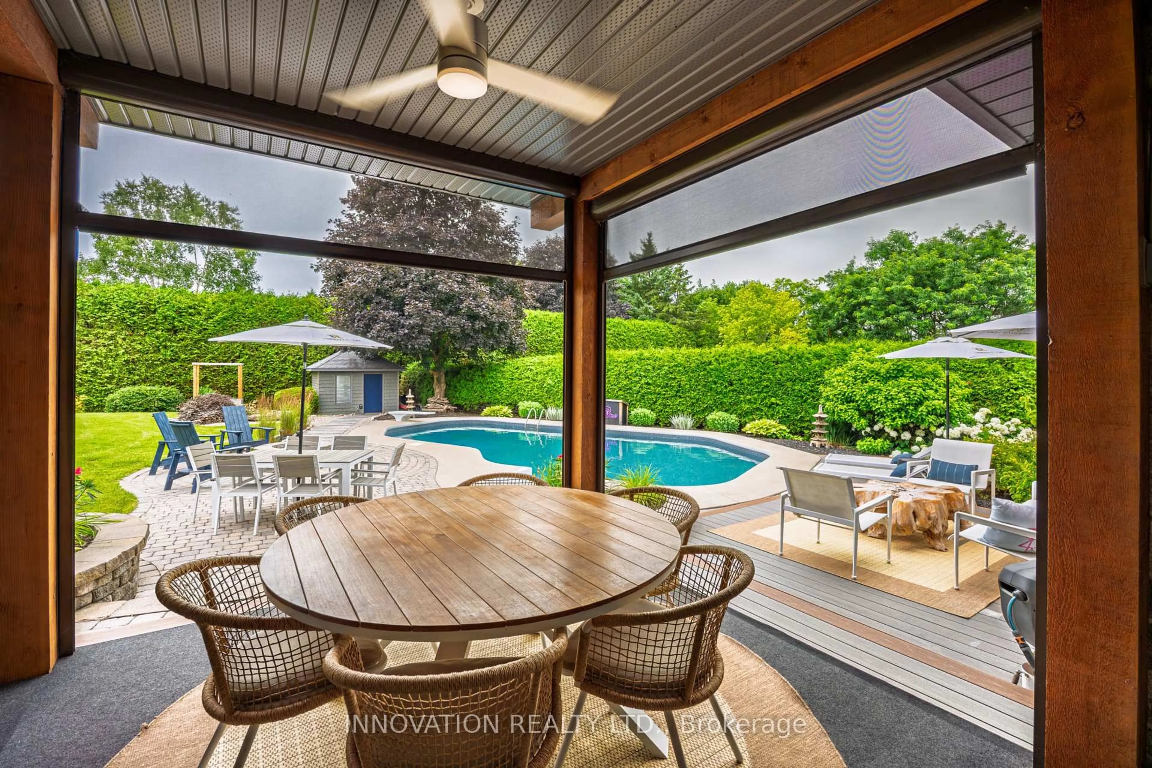 Patio, unknown for 1074 Bravar Dr, Manotick Ontario K4M 1G3