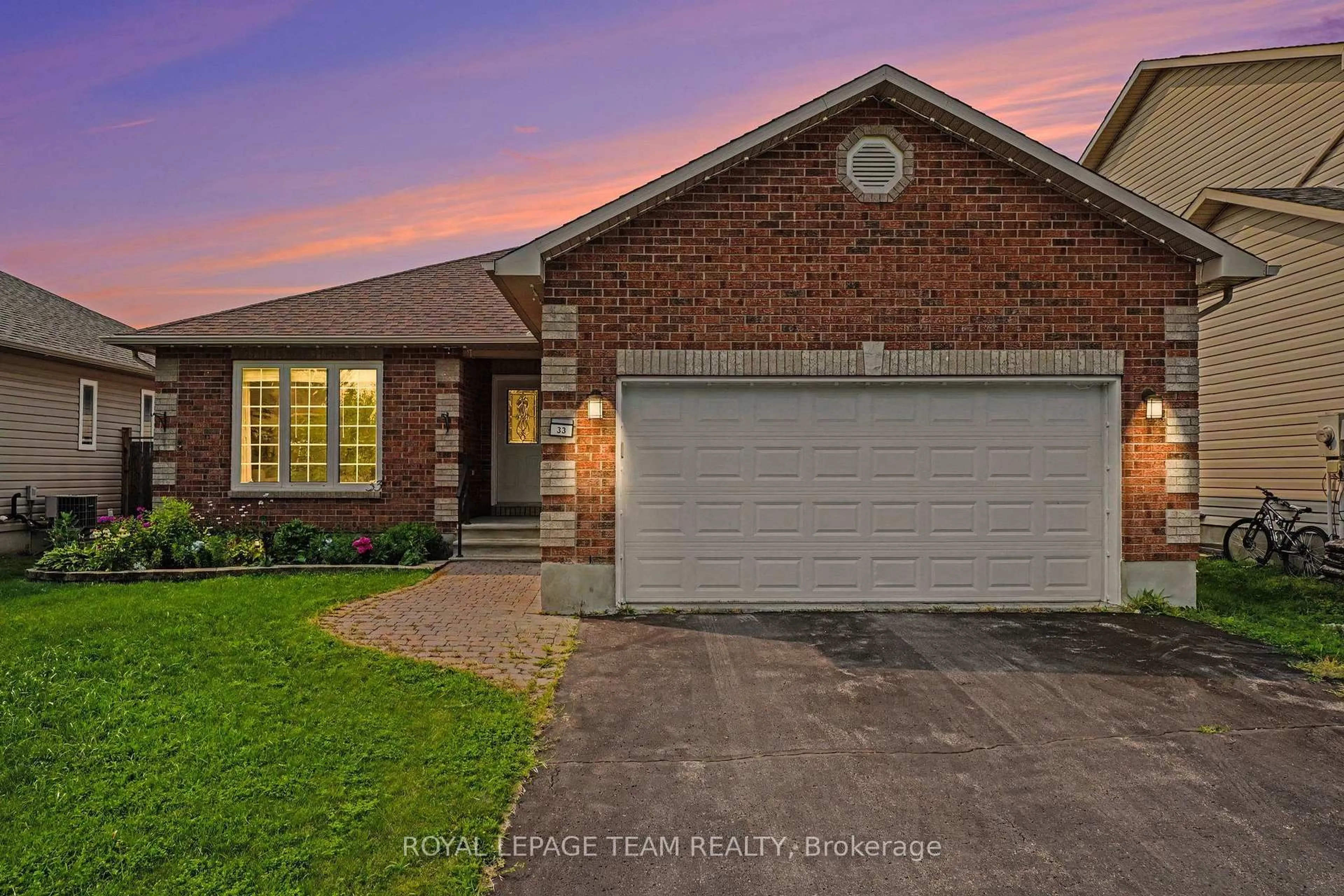 Home with brick exterior material, street for 33 Prime Pl, Carleton Place Ontario K7C 4V6