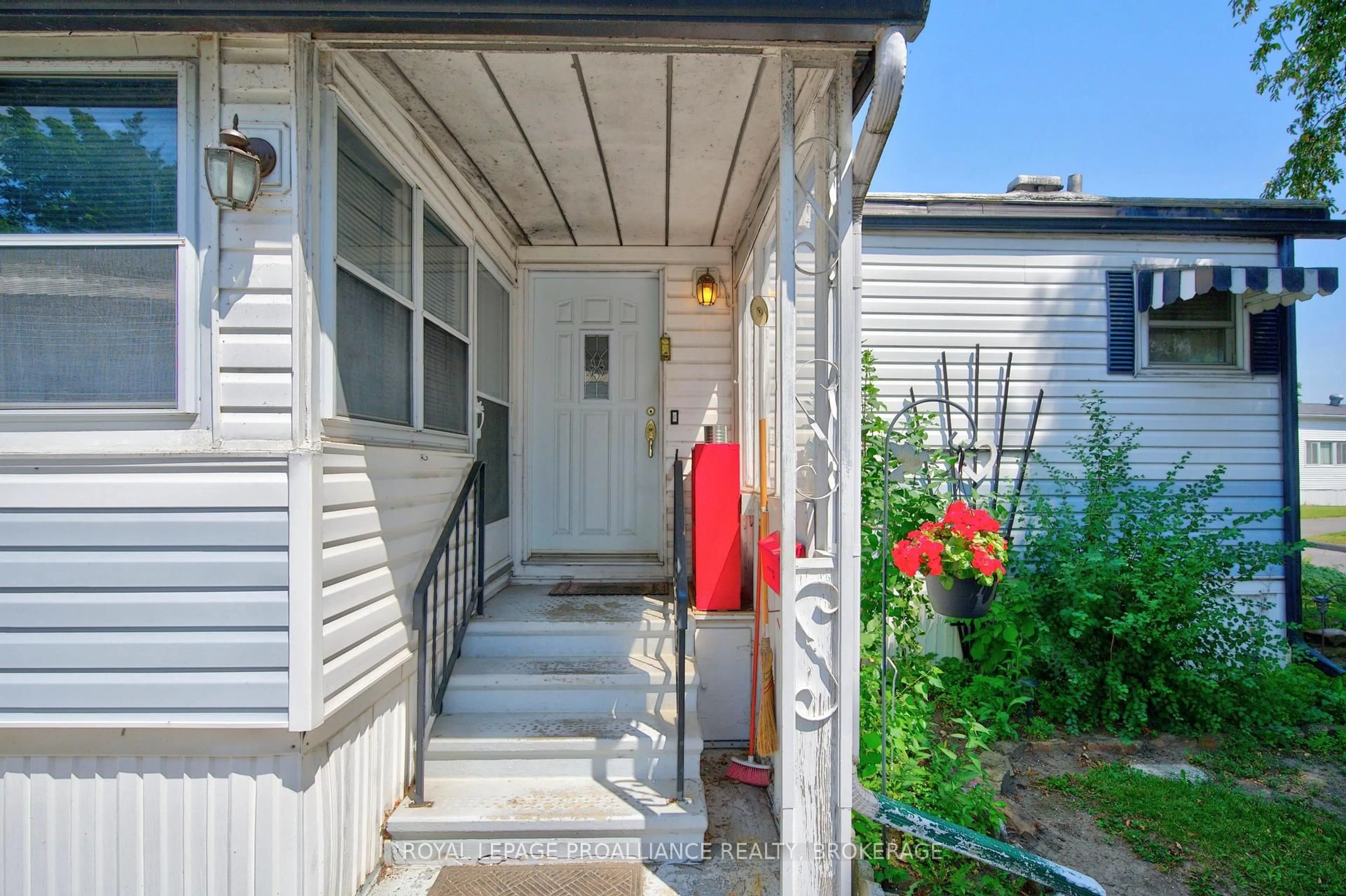Unknown for 39 Worthington Way, Kingston Ontario K7K 5C2