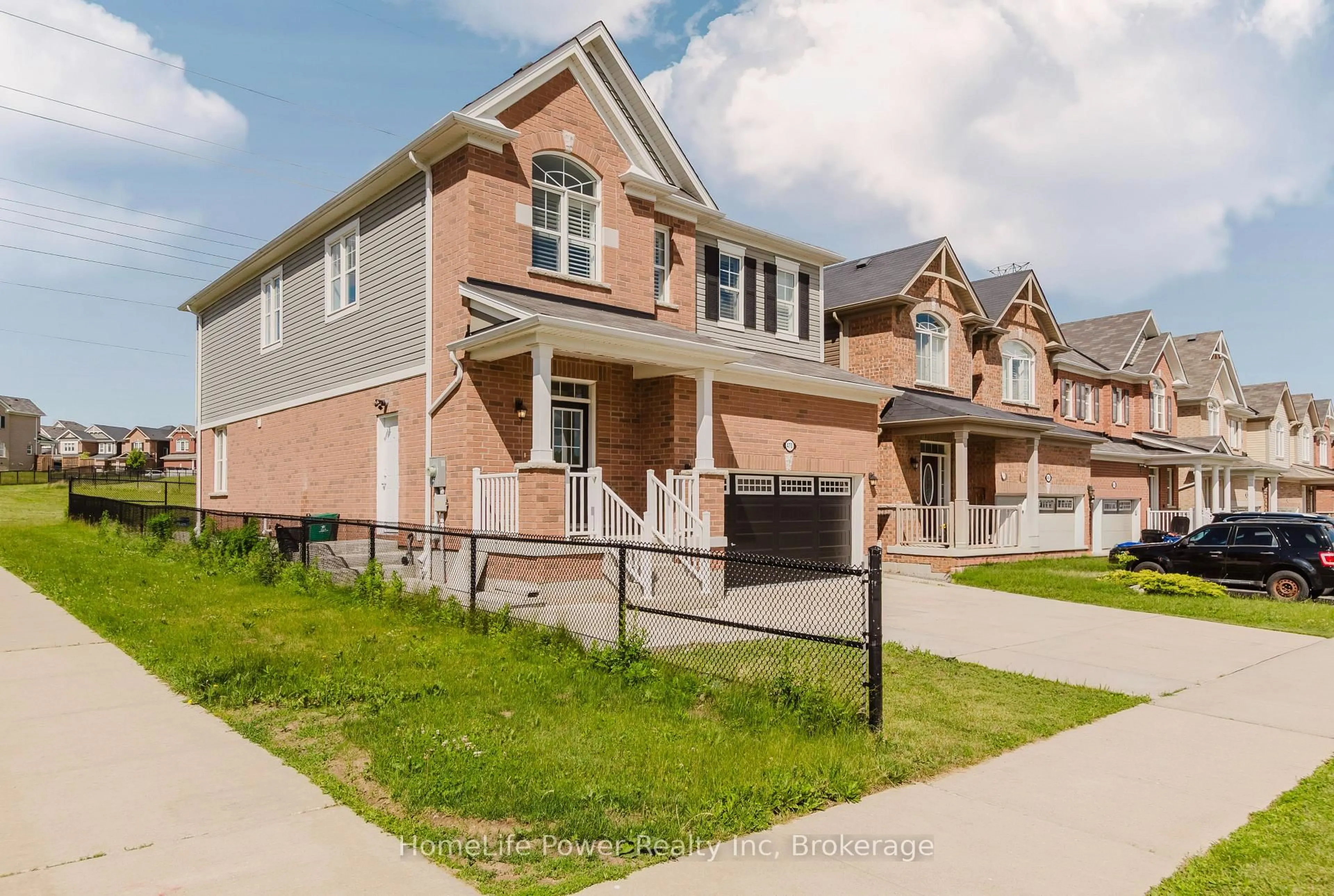 Home with brick exterior material, street for 470 Blair Creek Dr, Kitchener Ontario N2P 2X6