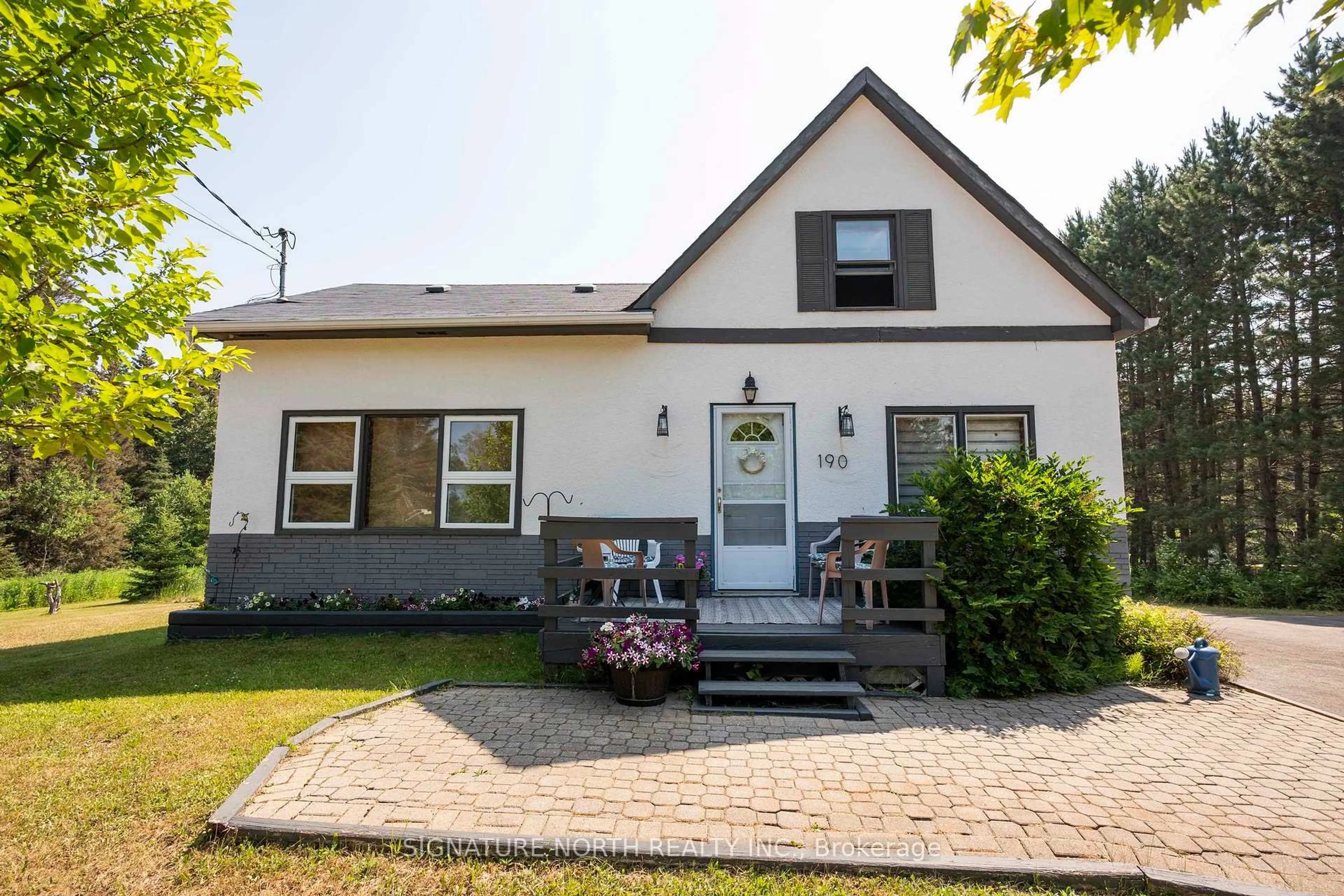 Unknown for 190 Lydia Ave, Thunder Bay Ontario P7G 2G1