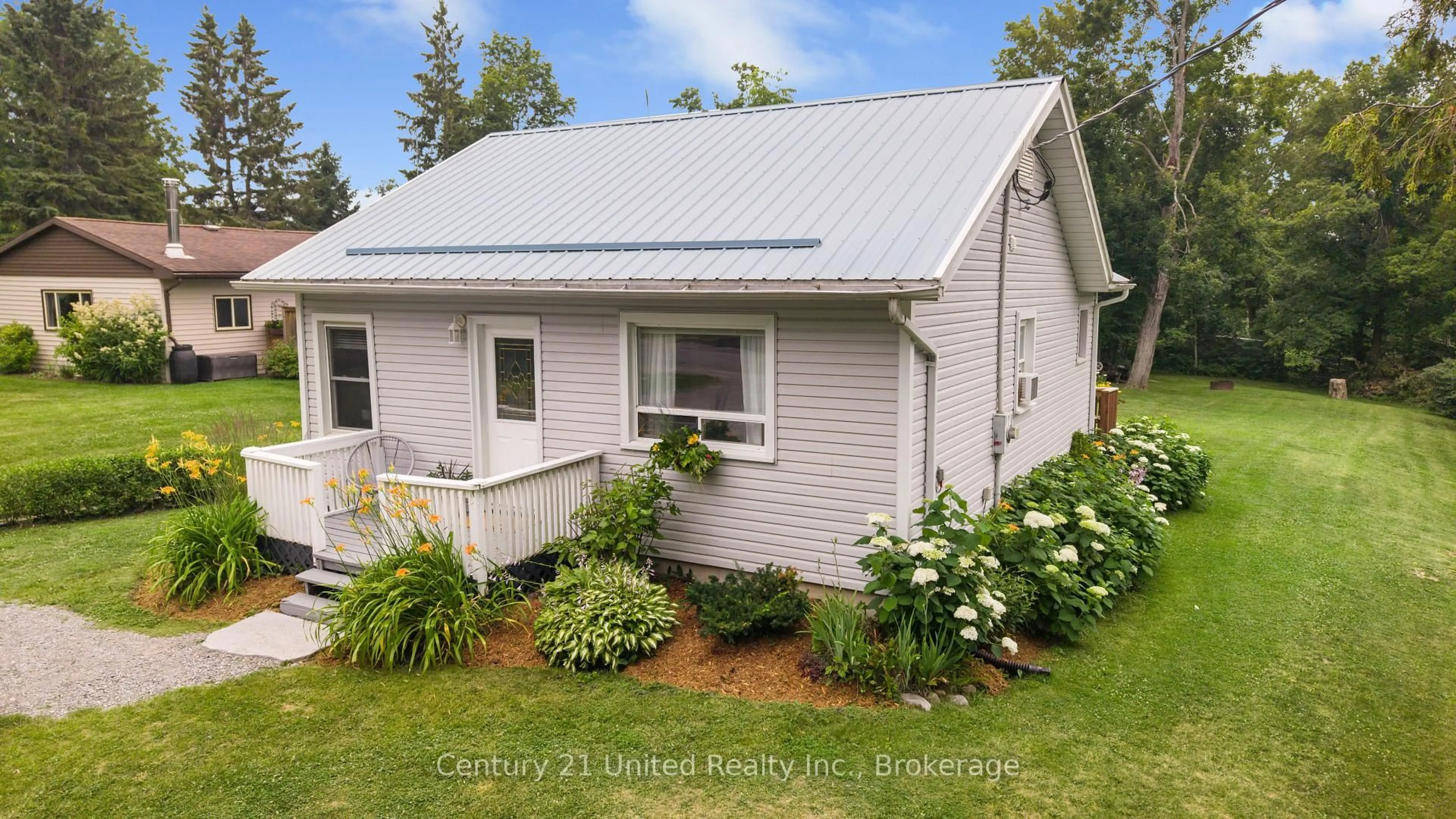 Home with vinyl exterior material, street for 2258 Preston Rd, Cavan Monaghan Ontario K9J 6X4