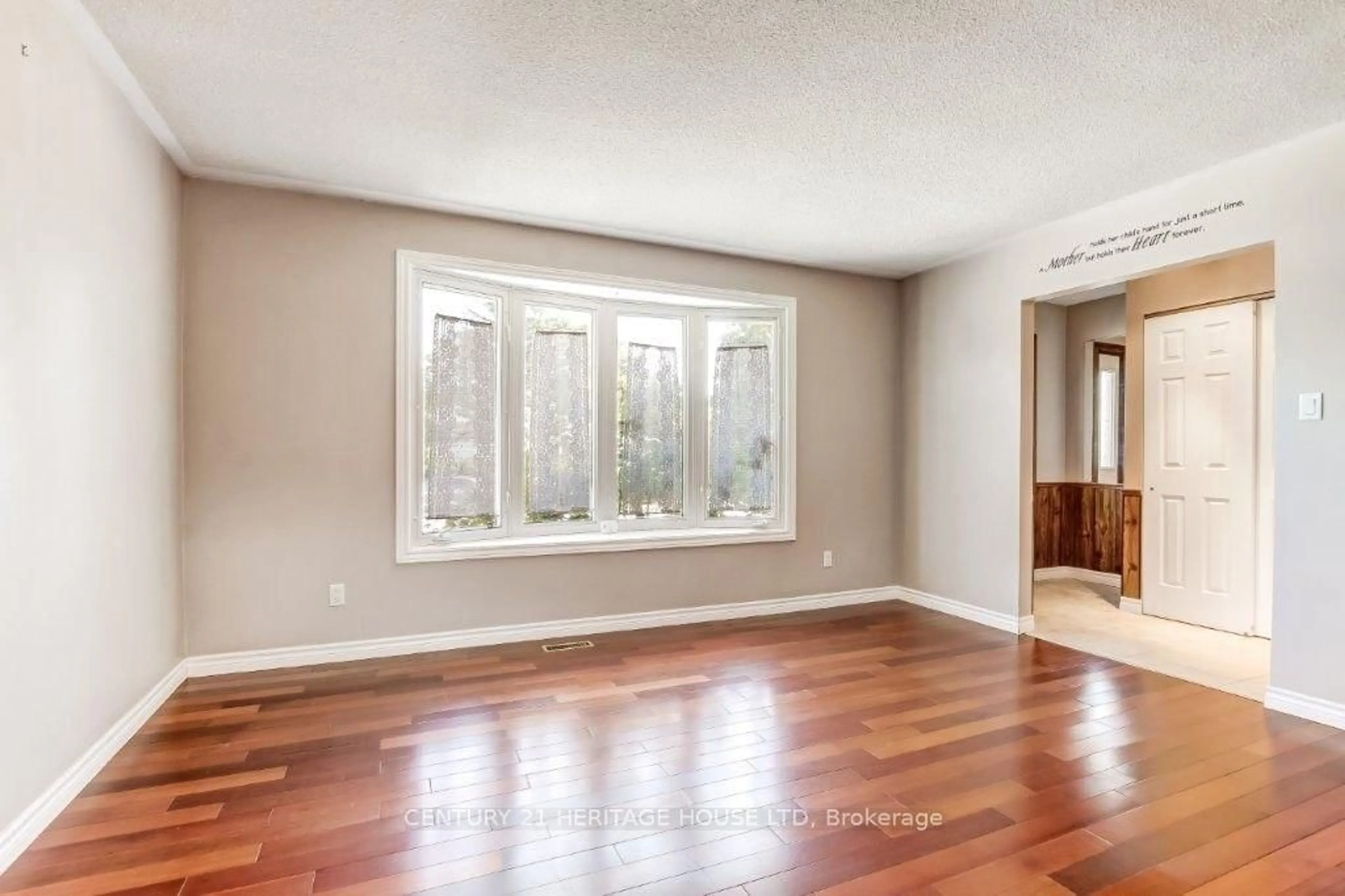 A pic of a room for 63 Confederation Dr, St. Thomas Ontario N5P 3P3