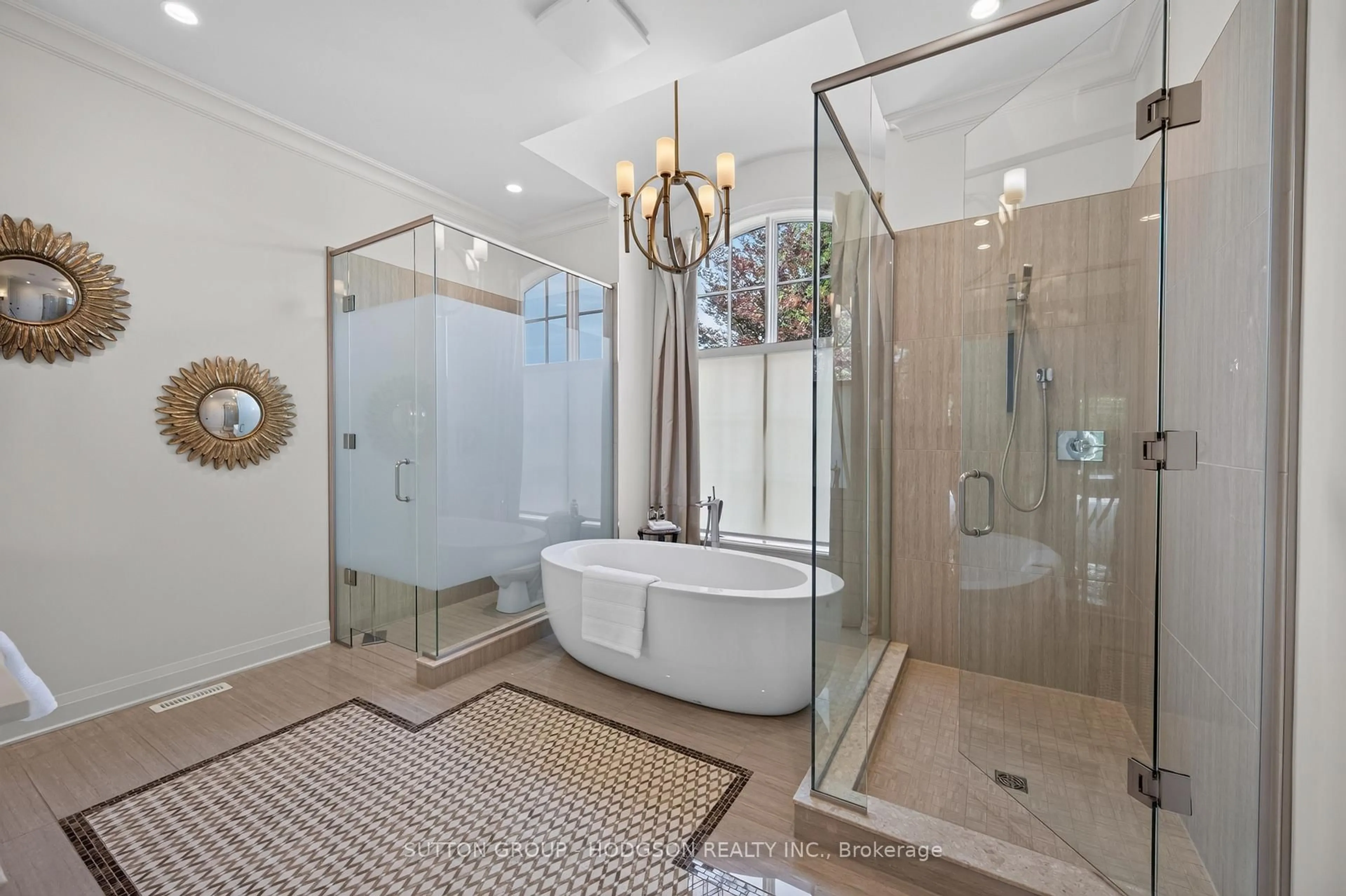 Contemporary bathroom, ceramic/tile floor for 2148 Callingham Dr, London North Ontario N6G 0M2