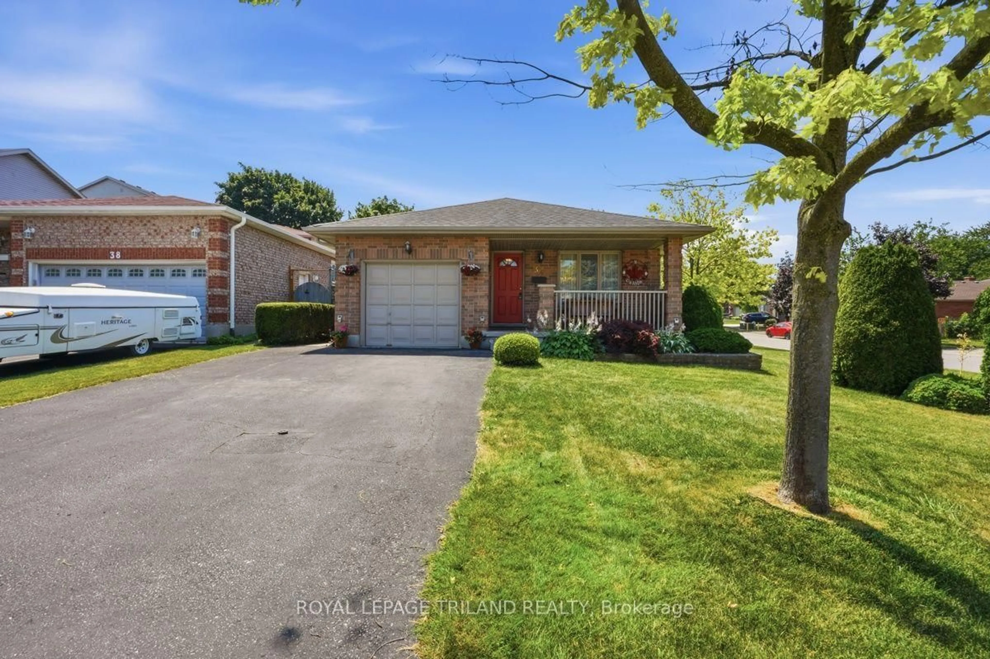 Home with brick exterior material, street for 34 Gerald Cres, London South Ontario N5Z 5A4