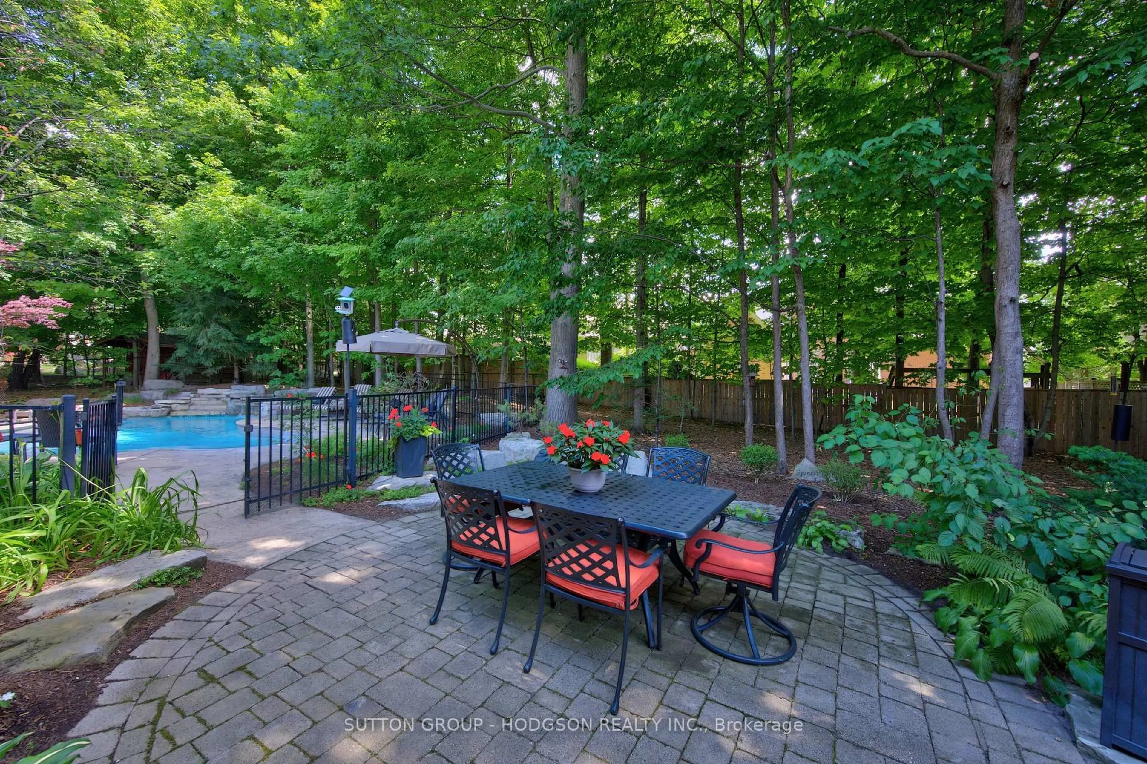 Patio, unknown for 656 Robertson Pl, London South Ontario N6K 4X7