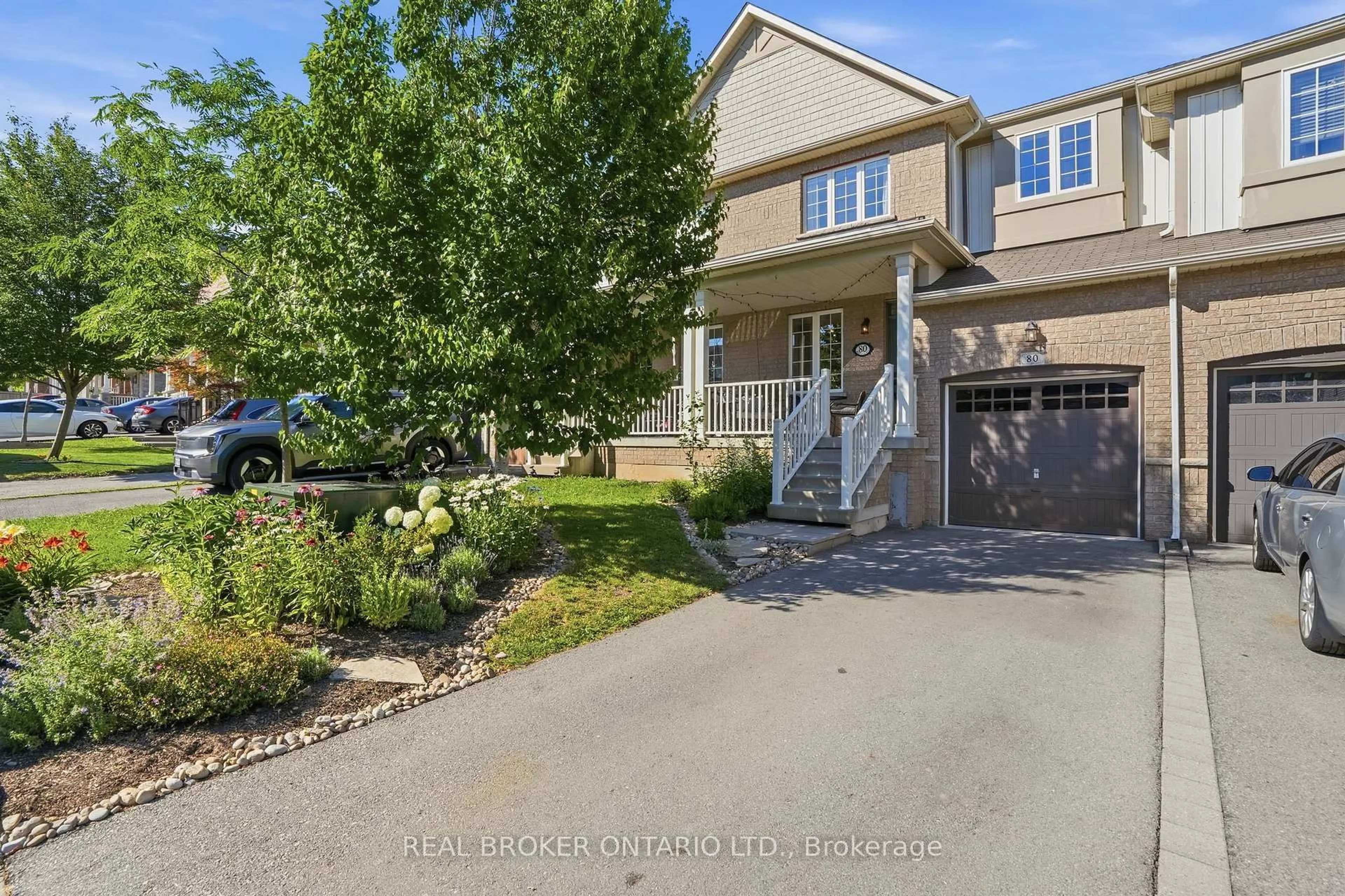 A pic from outside/outdoor area/front of a property/back of a property/a pic from drone, street for 80 Bousfield Rise, Hamilton Ontario L8B 0T4