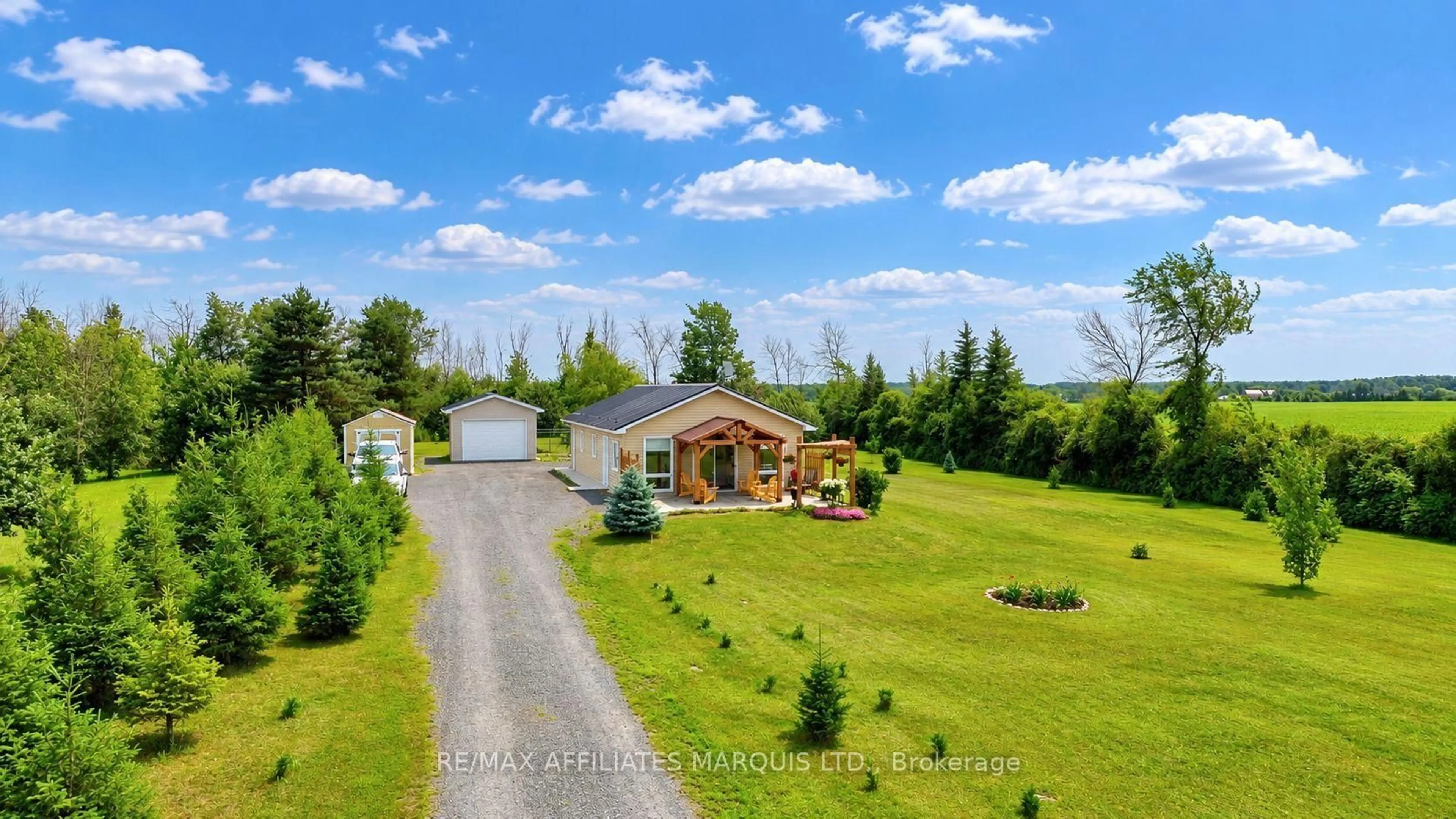 A pic from outside/outdoor area/front of a property/back of a property/a pic from drone, water/lake/river/ocean view for 18442 Diversion Rd, North Glengarry Ontario K0C 1B0