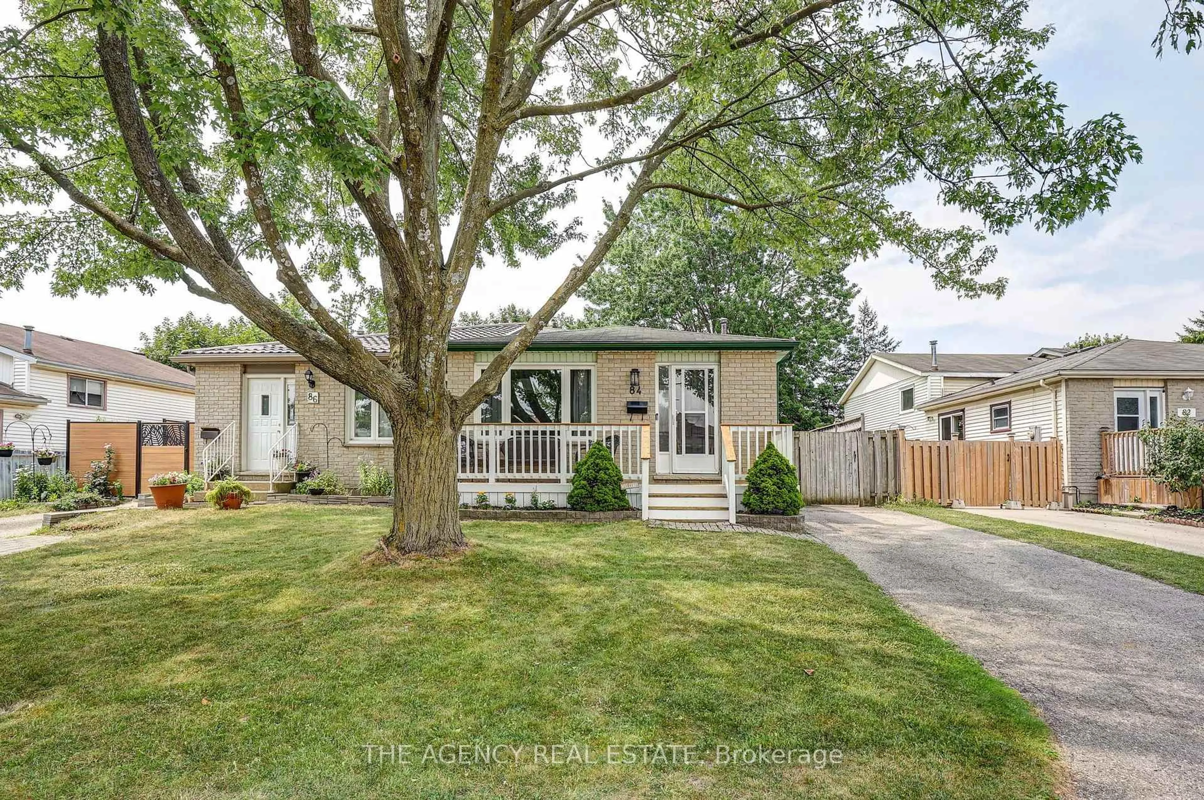 Home with vinyl exterior material, street for 84 Adswood Rd, London South Ontario N6E 2W1