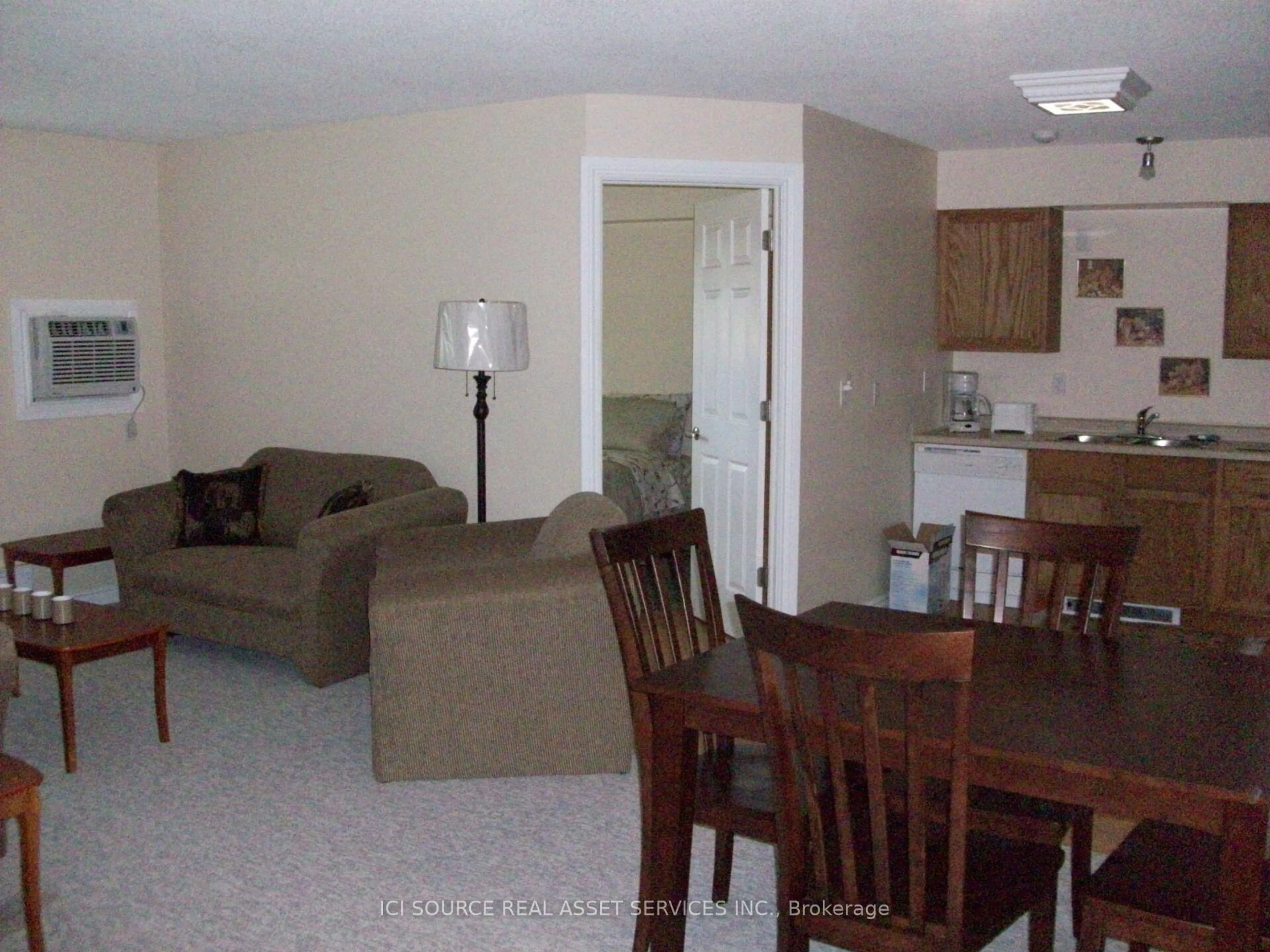 Living room with furniture, unknown for 4434 Leader Lane, Niagara Falls Ontario L2E 2Z7