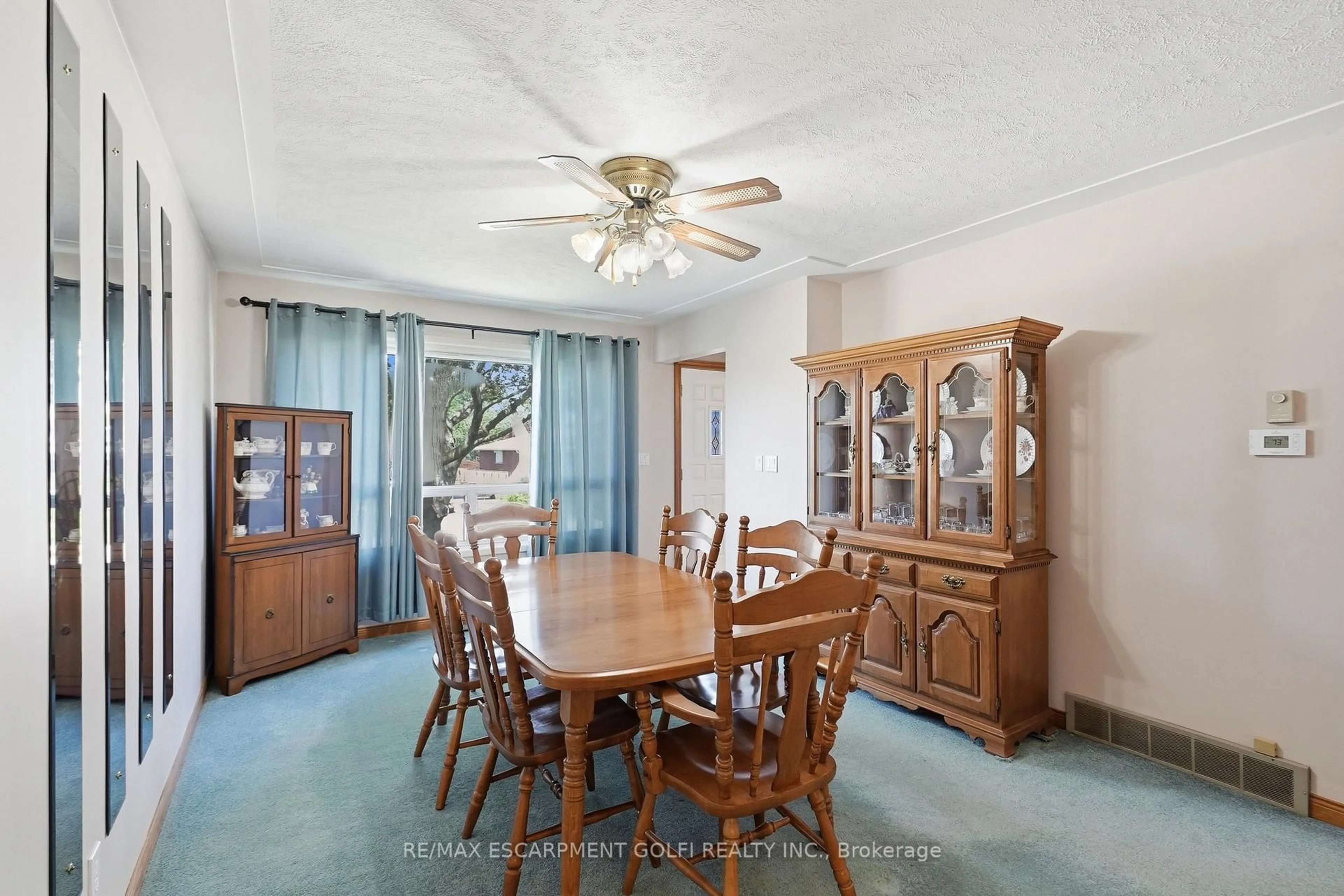 Dining room, unknown for 6 Beaconsfield Dr, Hamilton Ontario L8T 2W8