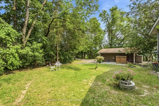 30 Stockdale Rd, Quinte West 2