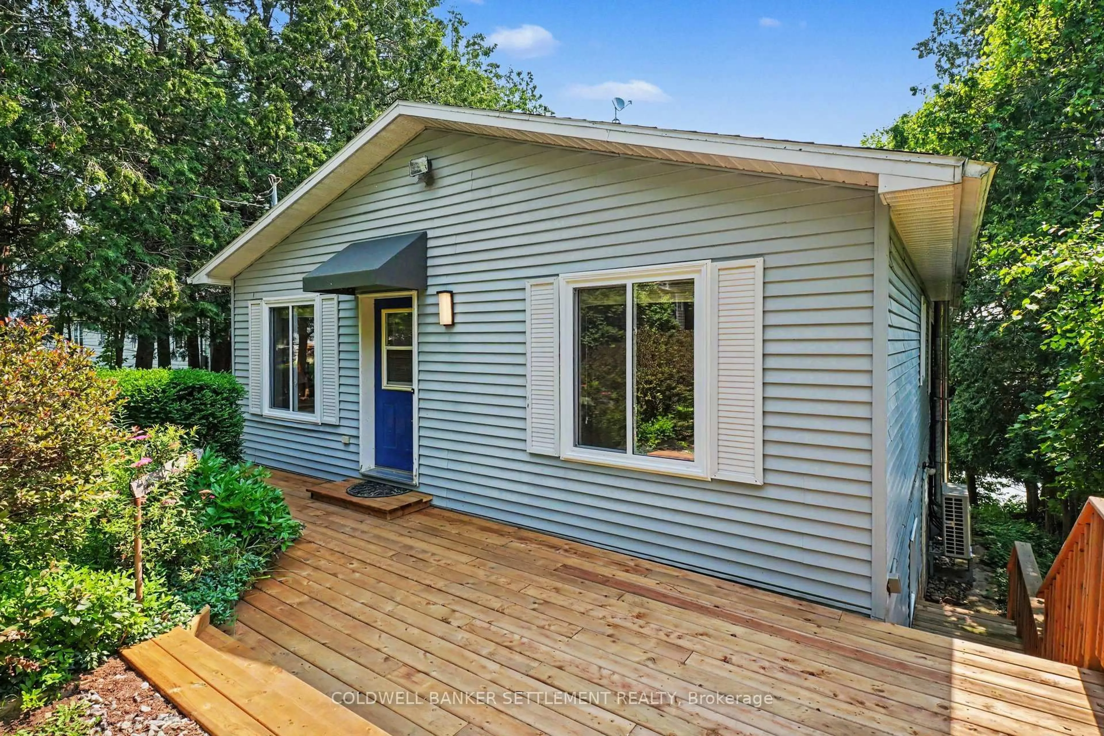 Home with vinyl exterior material, unknown for 203 Mary Miller Rd, Perth Ontario K7H 0E2