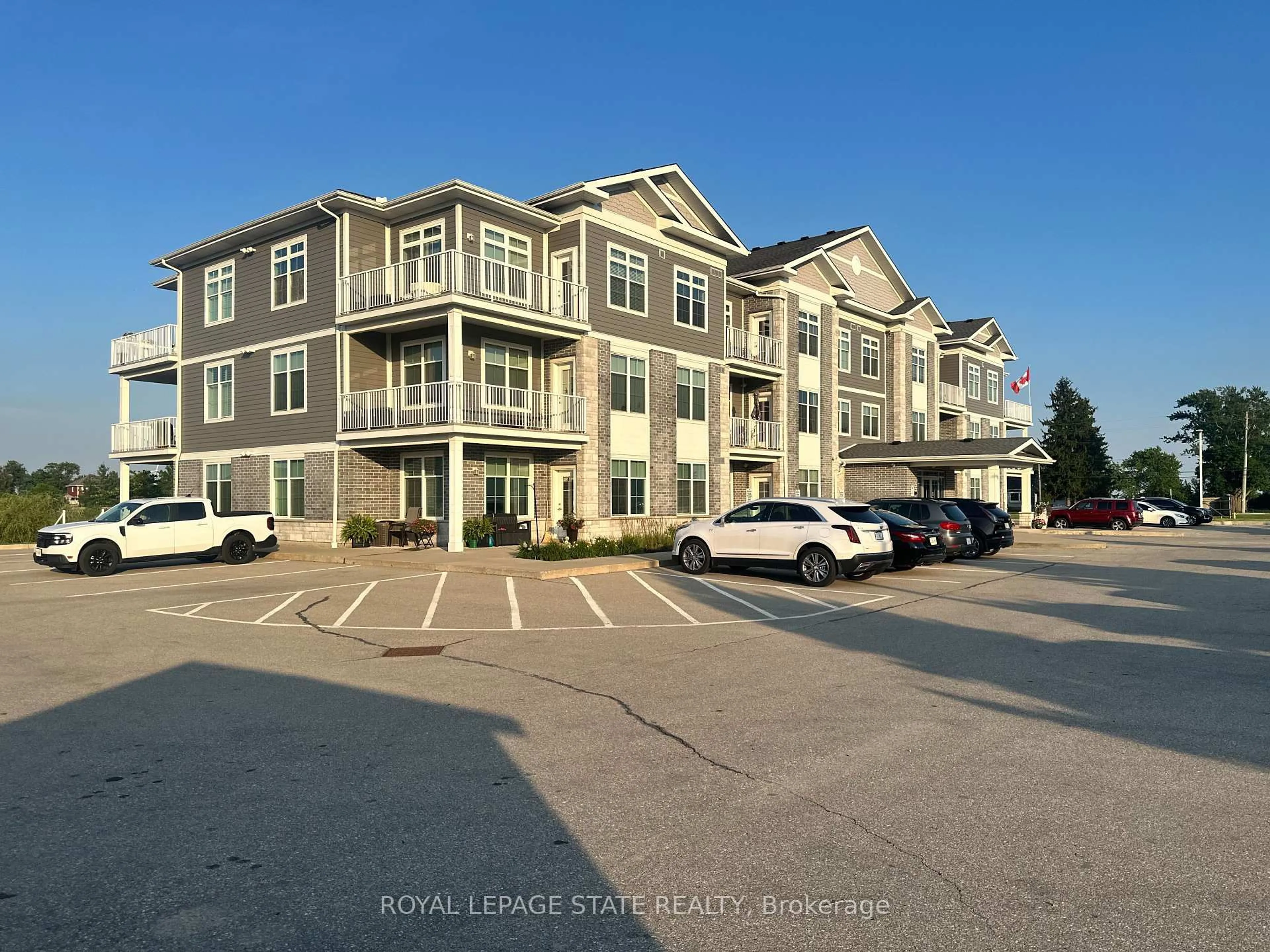 Unknown for 14 Saunders Dr #307, Haldimand Ontario N0A 1J0