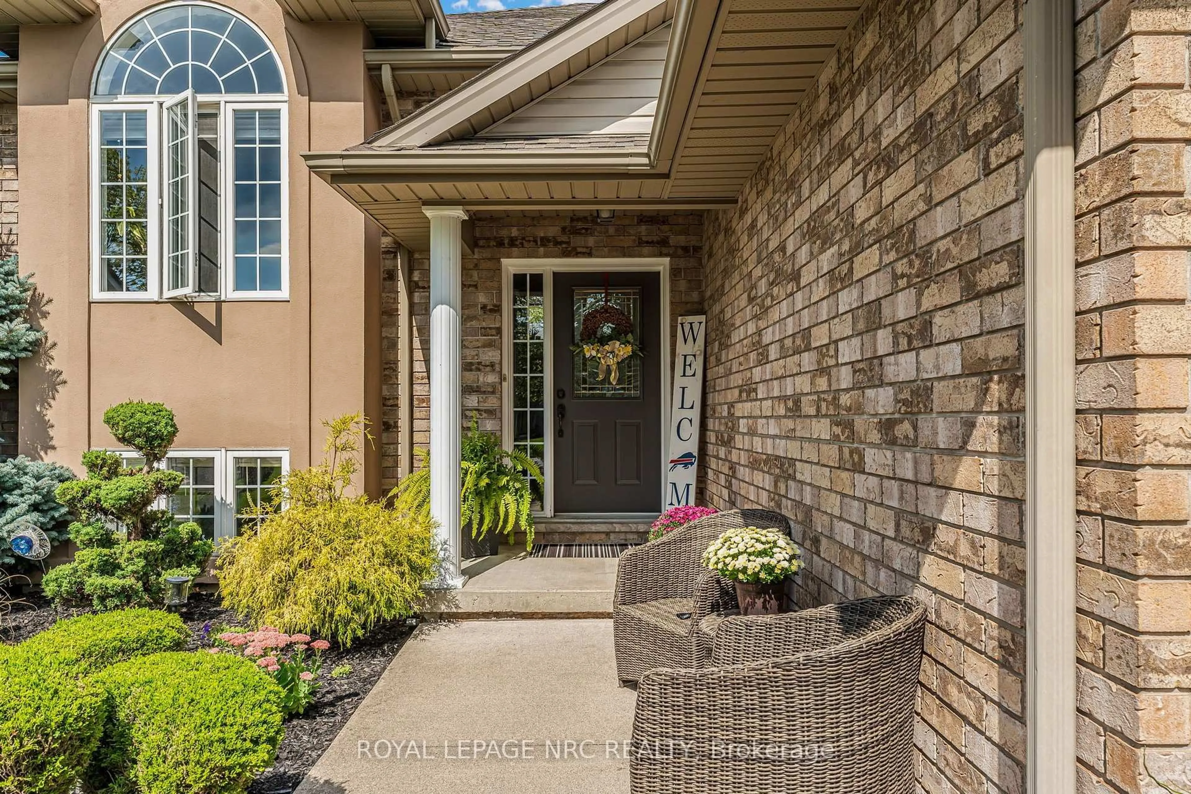 Home with brick exterior material, street for 3584 CARVER St, Fort Erie Ontario L0S 1S0